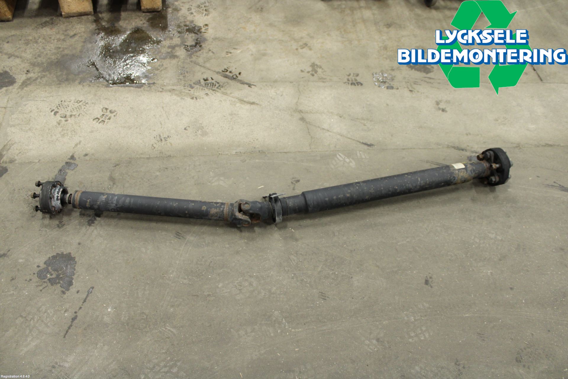 BMW 7 E38      93-01 Mellanaxel Komp