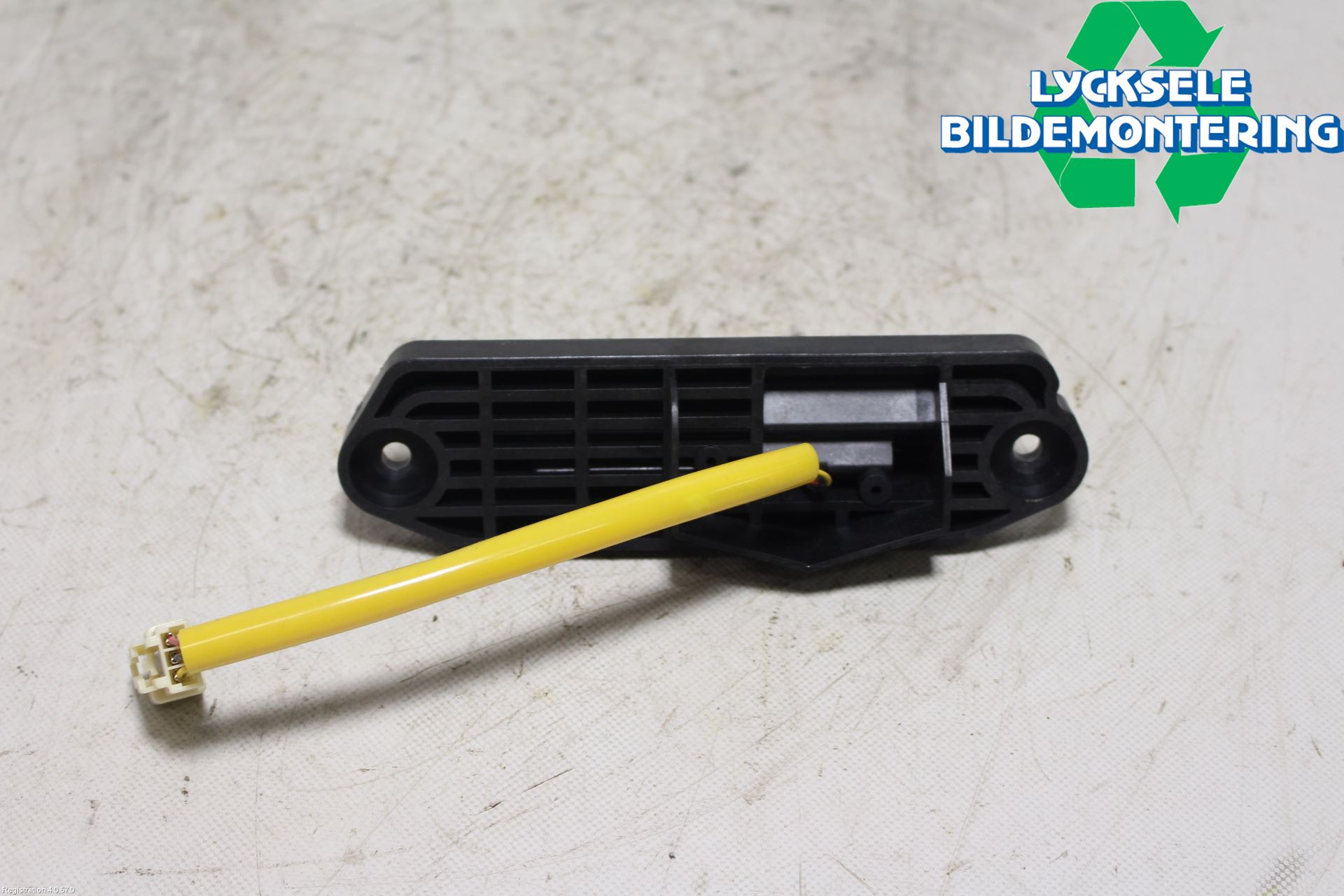 Mitsubishi OUTLANDER 13-21 Bakluckehandtag