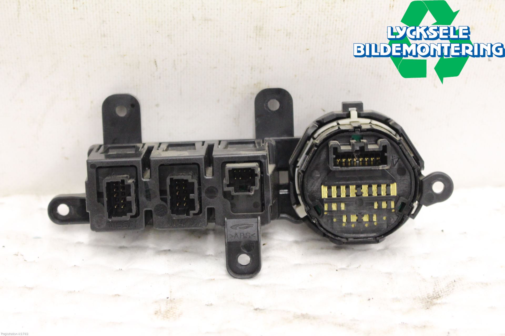 Nissan NAVARA 05-16 Strömställare Växellåda