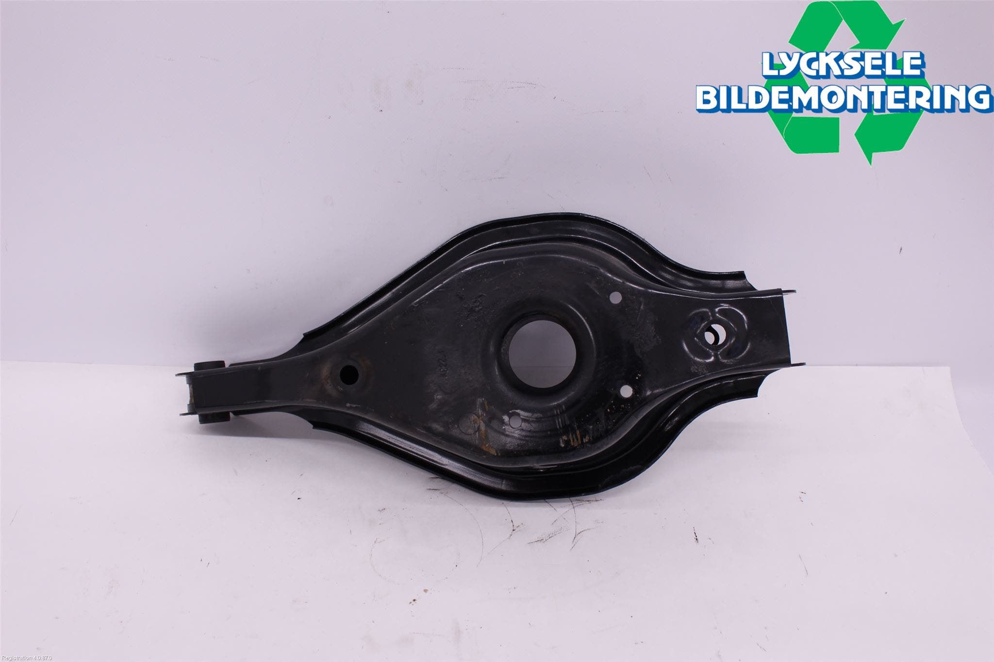 Nissan QASHQAI 21- Bärarm Bak Vänster