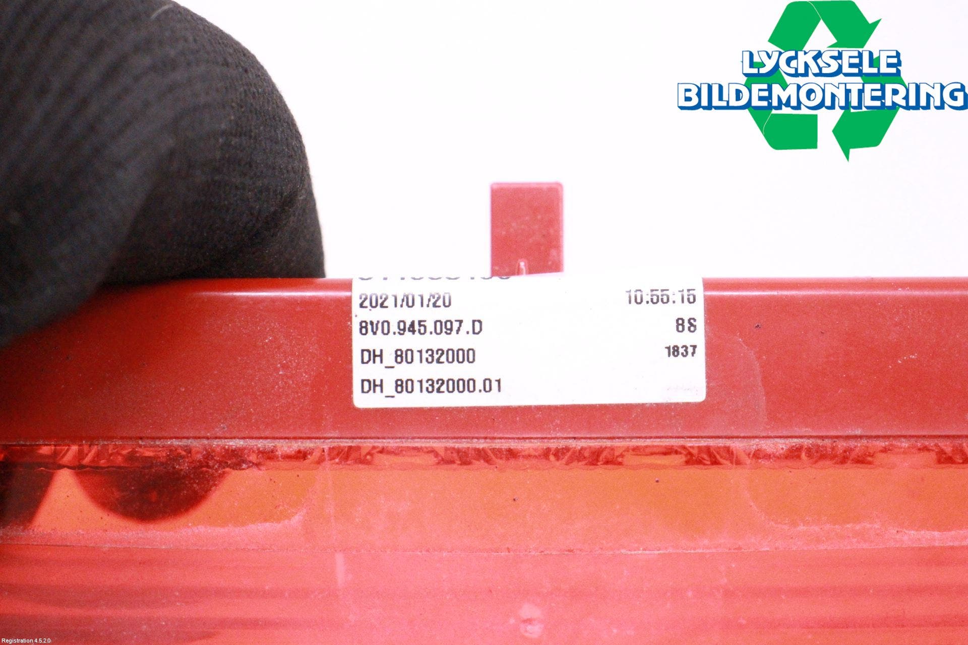 Volkswagen VW T-CROSS 19- Bromsljus Bakruta