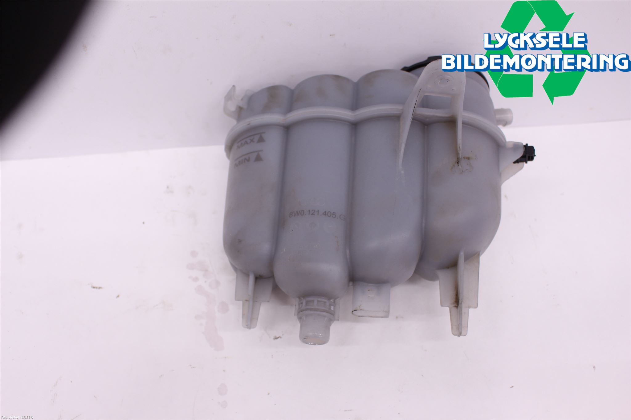 Audi A4 ALLROAD 17- Expansionstank