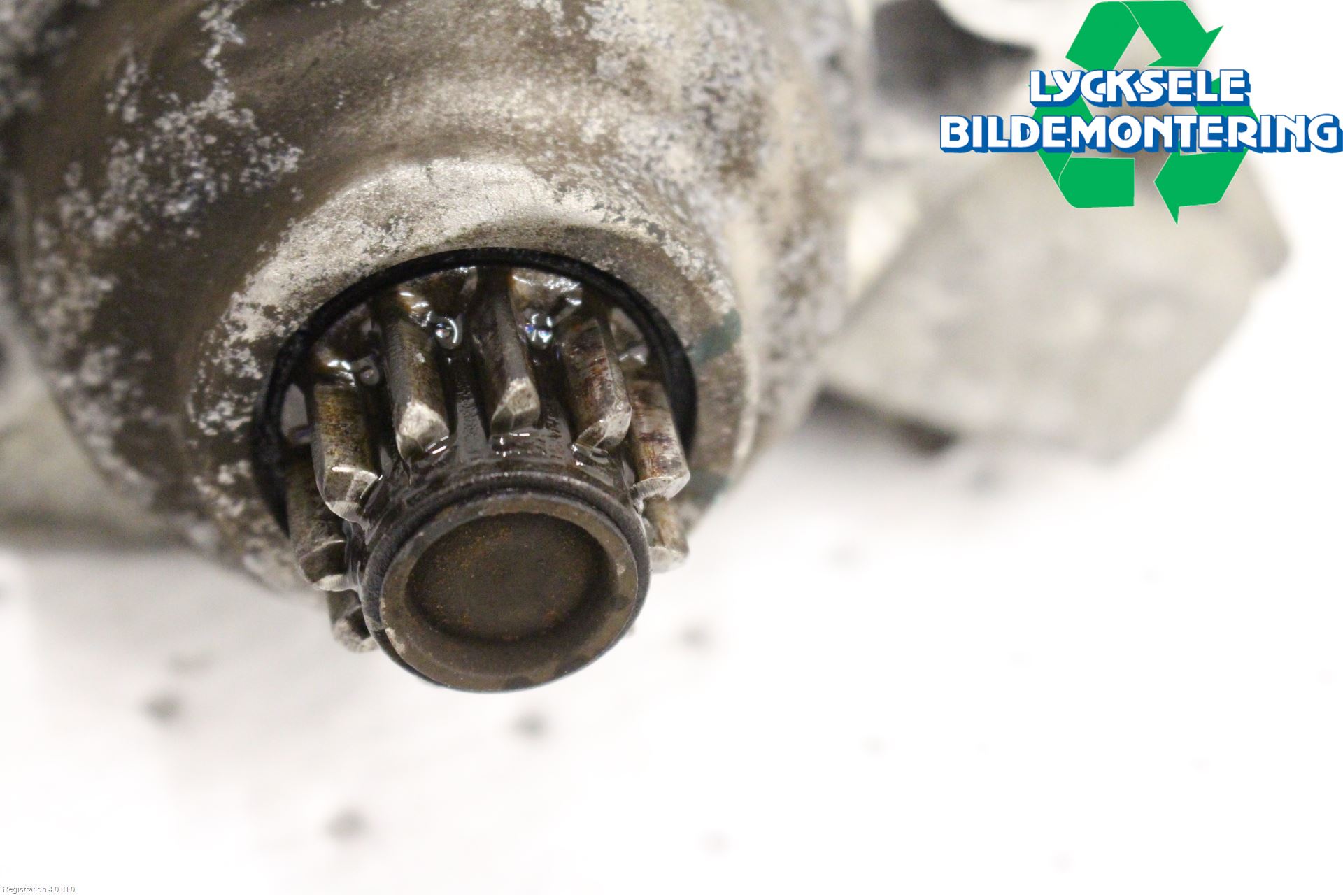 Volkswagen VW CADDY      04-10 Startmotor Diesel