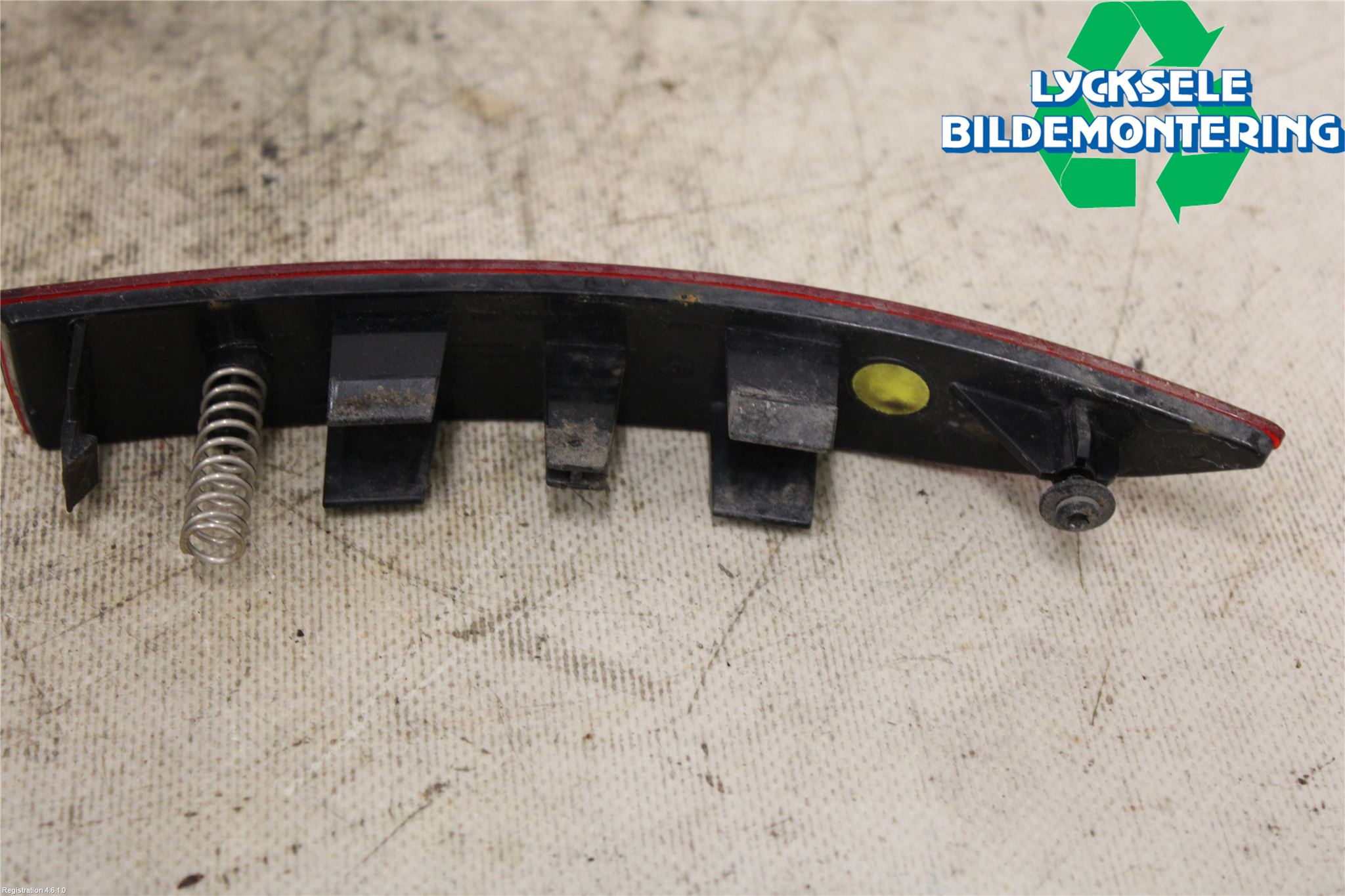 Audi A6 F2/C8 19- Dimljus/Reflex Bak