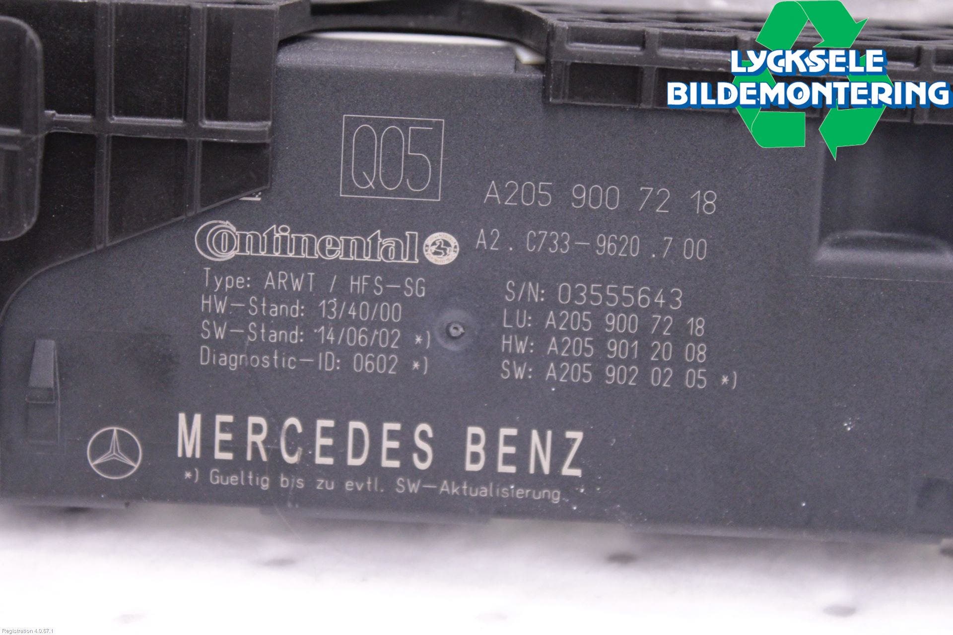 Mercedes-Benz MB C-KLASS (W205) 14-21 Bakluckeöppnare Automatisk