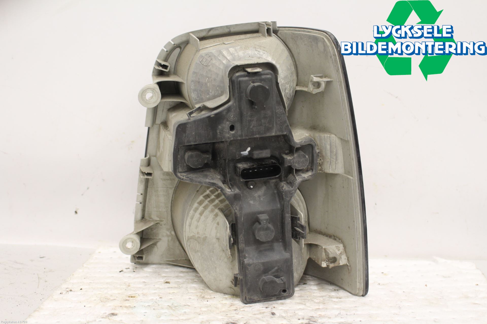 Volkswagen VW TOURAN 03-10 Bakljus Vänster