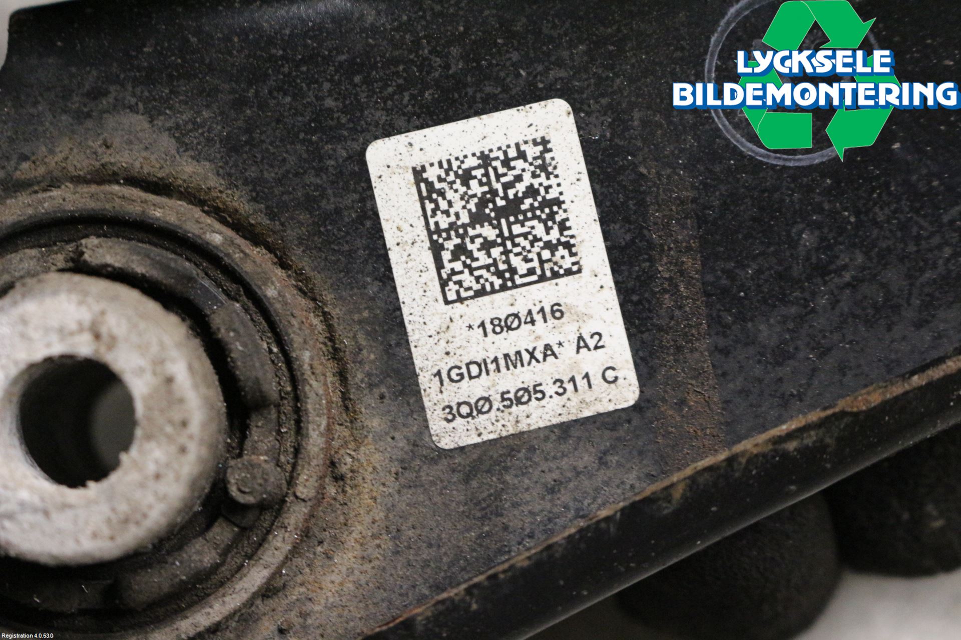 Volkswagen VW PASSAT 15-19 Bärarm Bak Höger
