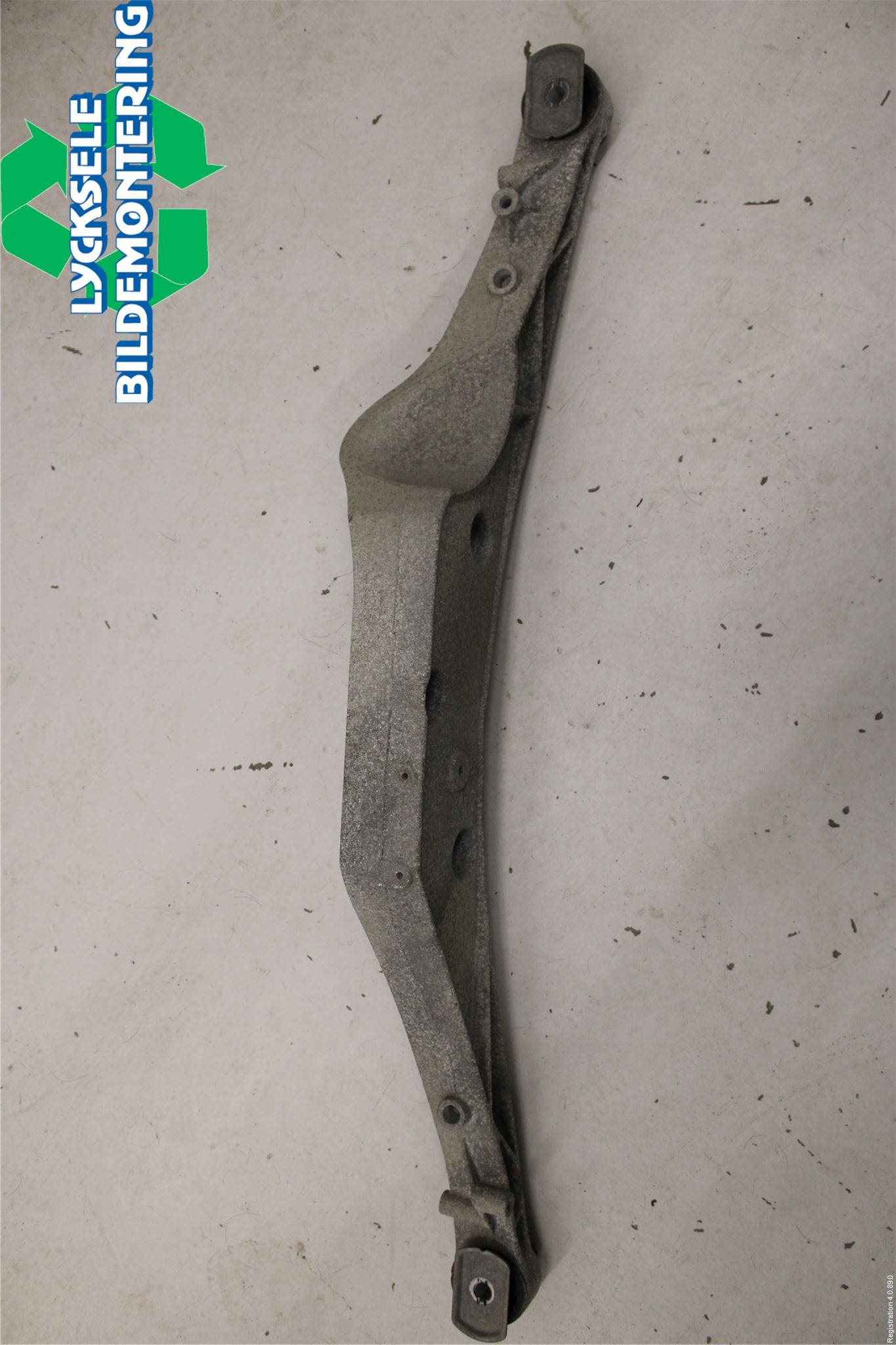 Mini COOPER CLUBMAN F54 16- Bakaxelbalk