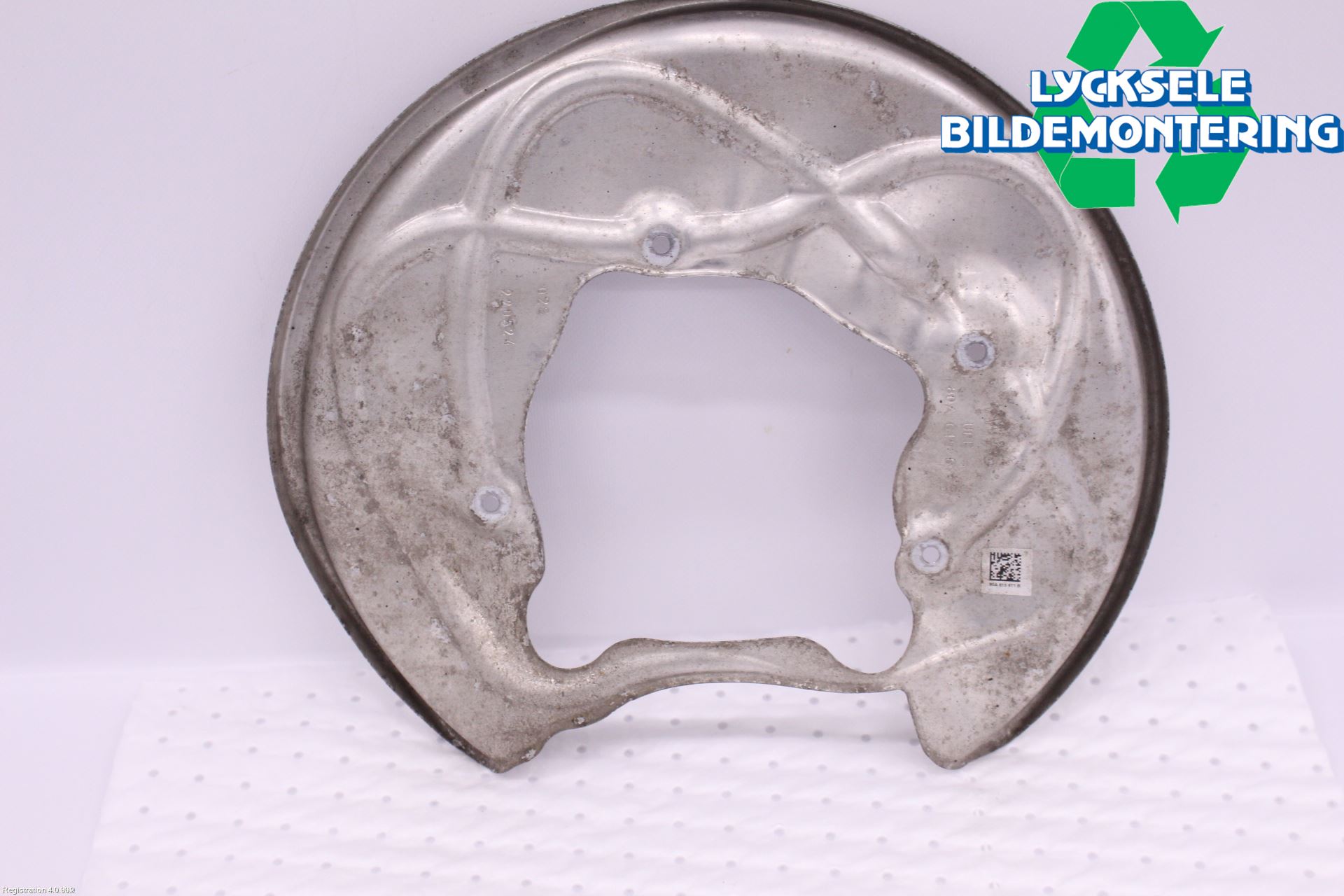 Audi A6 F2/C8 19- Bromssköld Bak