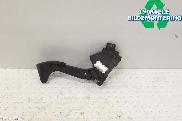 Toyota AURIS 13-19 Gaspedal