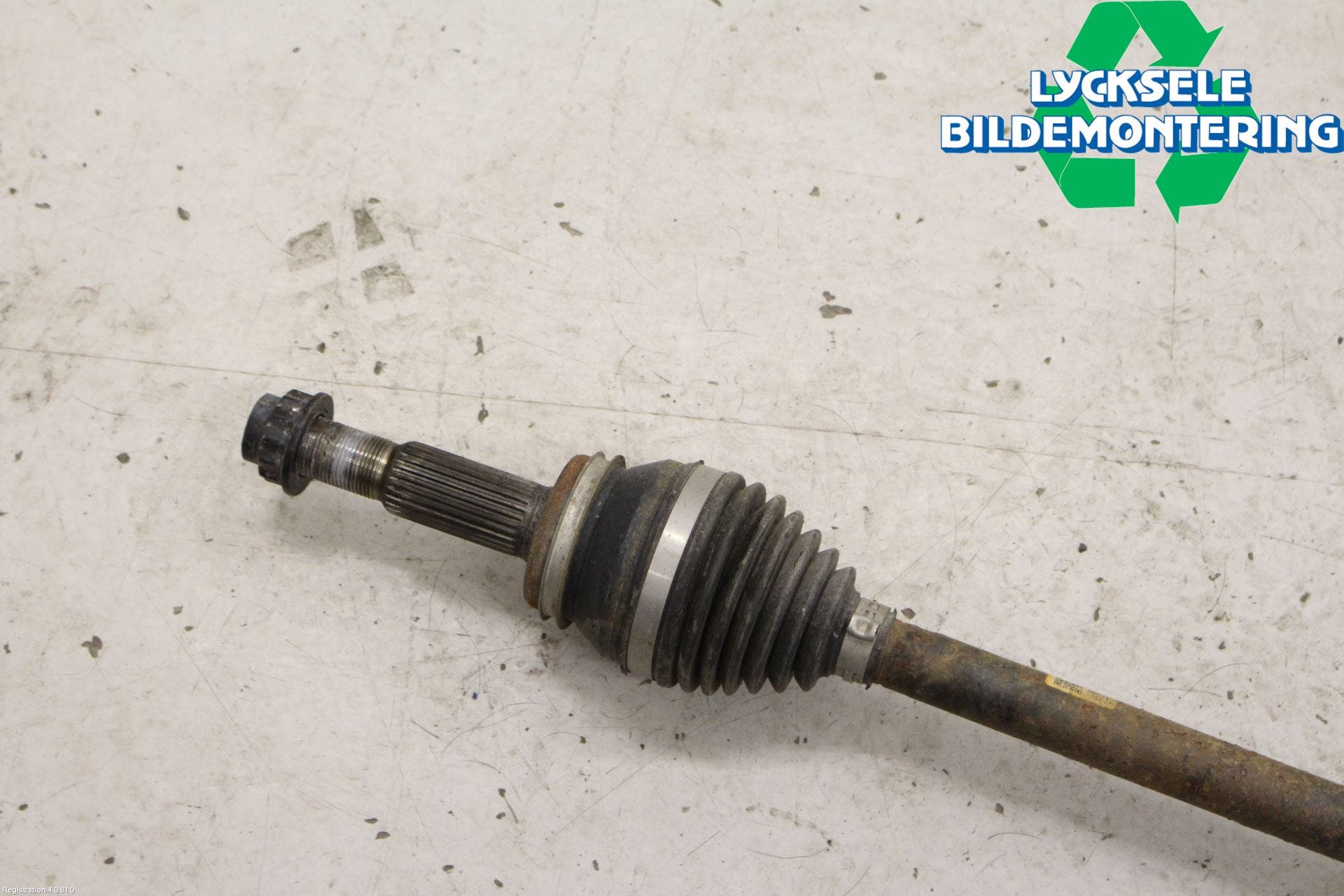 Toyota RAV4 19- Drivaxel Bak Höger