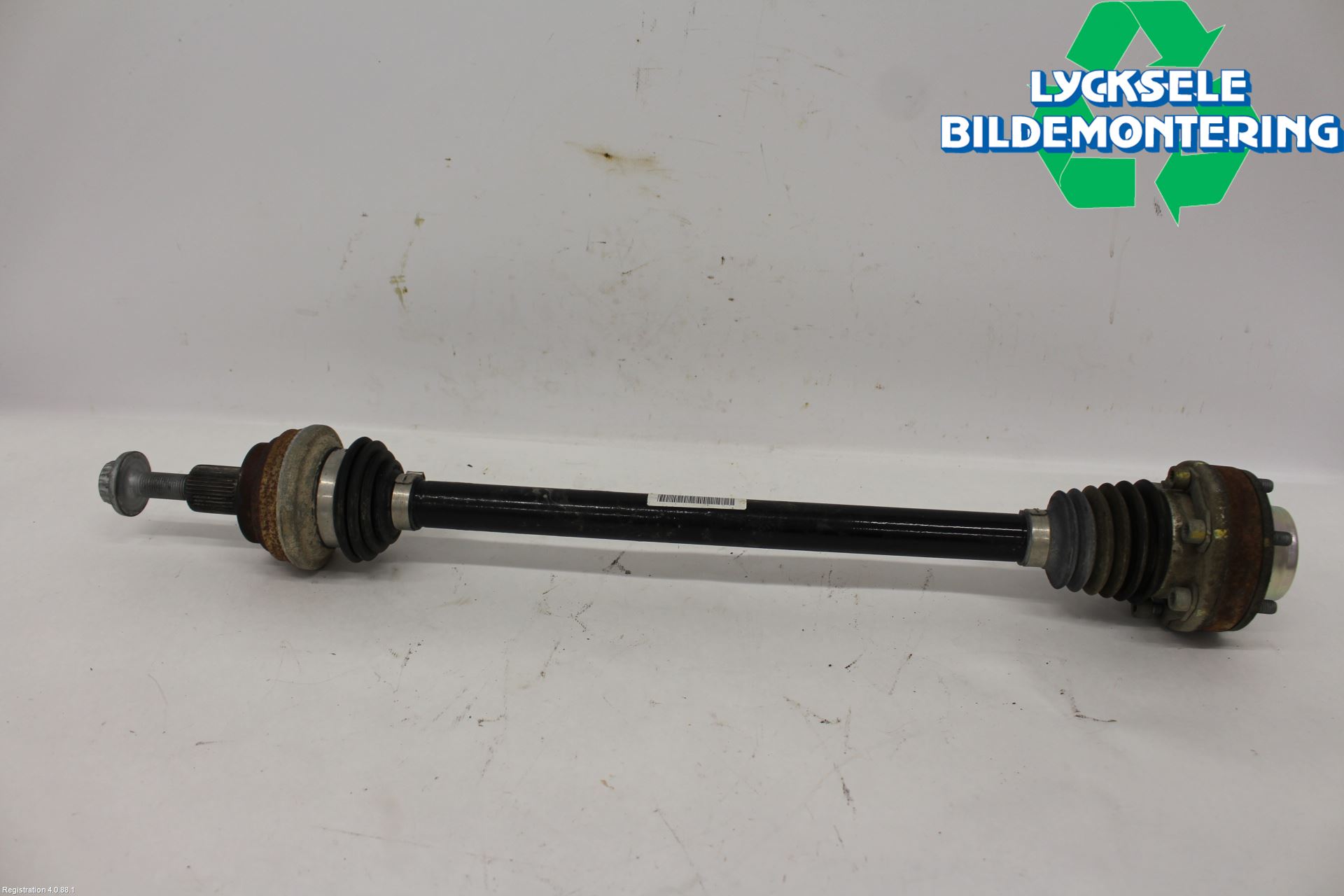Volkswagen VW T-ROC 18- Drivaxel Bak Vänster