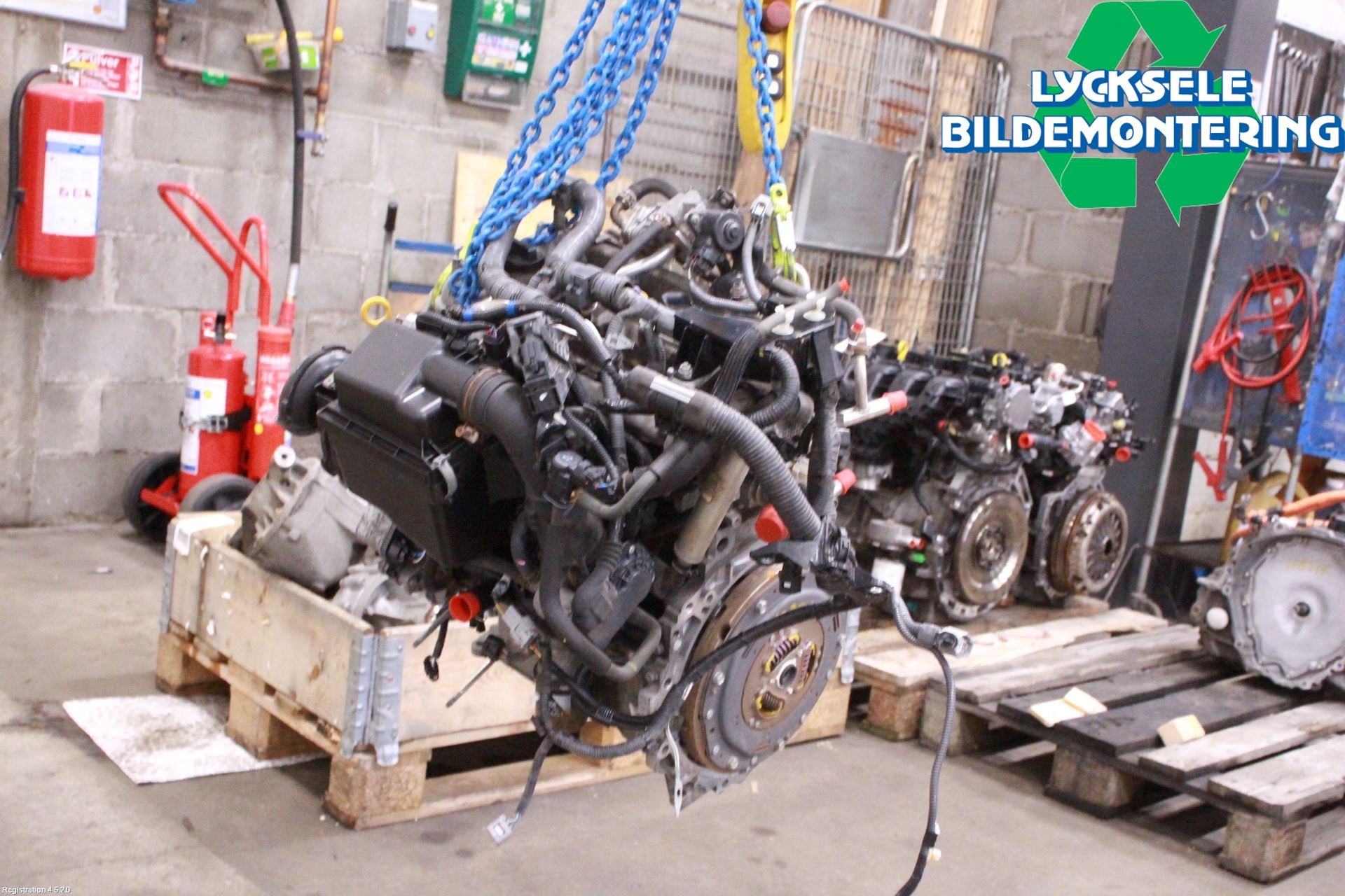 Toyota YARIS XP130 12-14 Motor Bensin