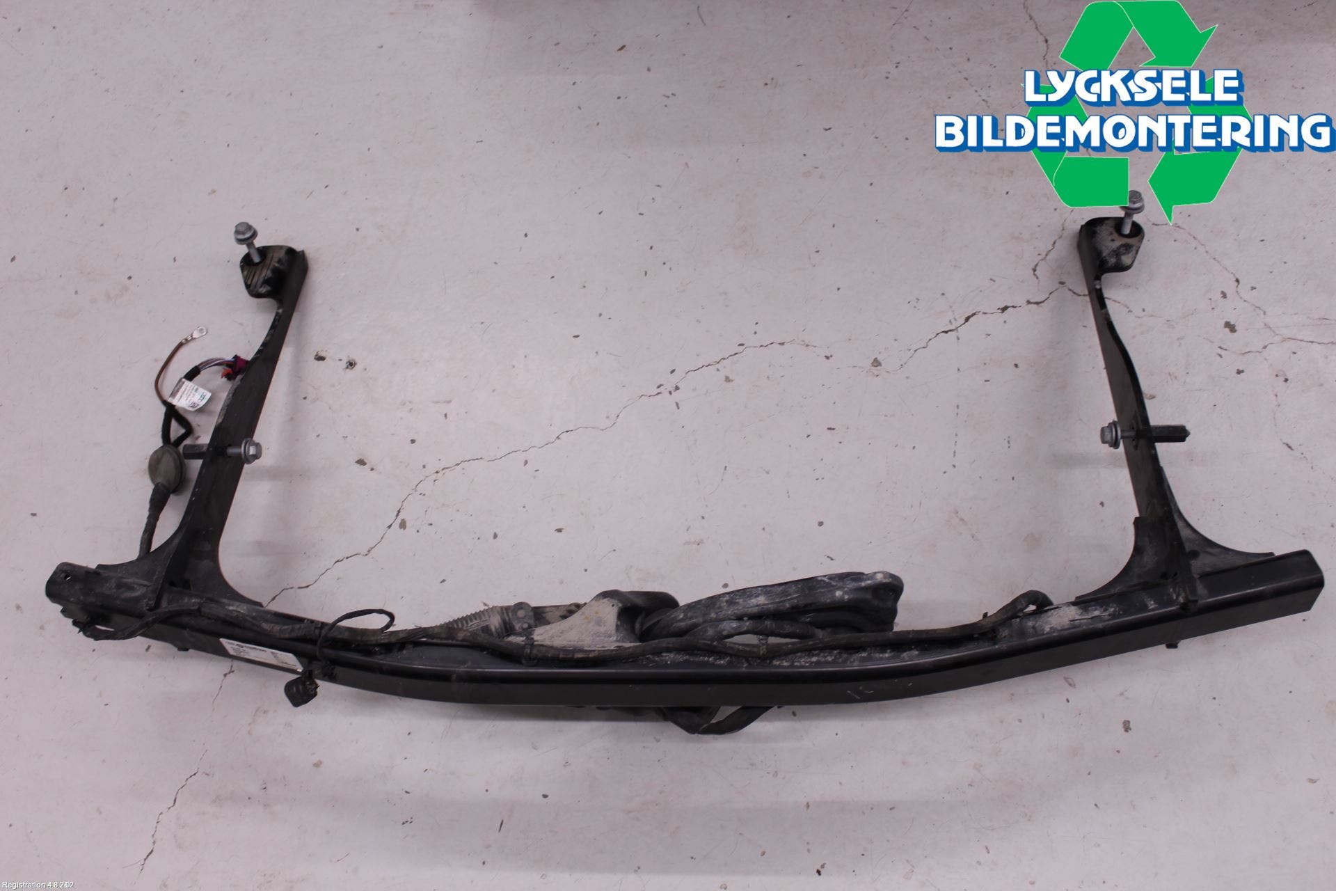 Audi A6 F2/C8 19- Dragkrok