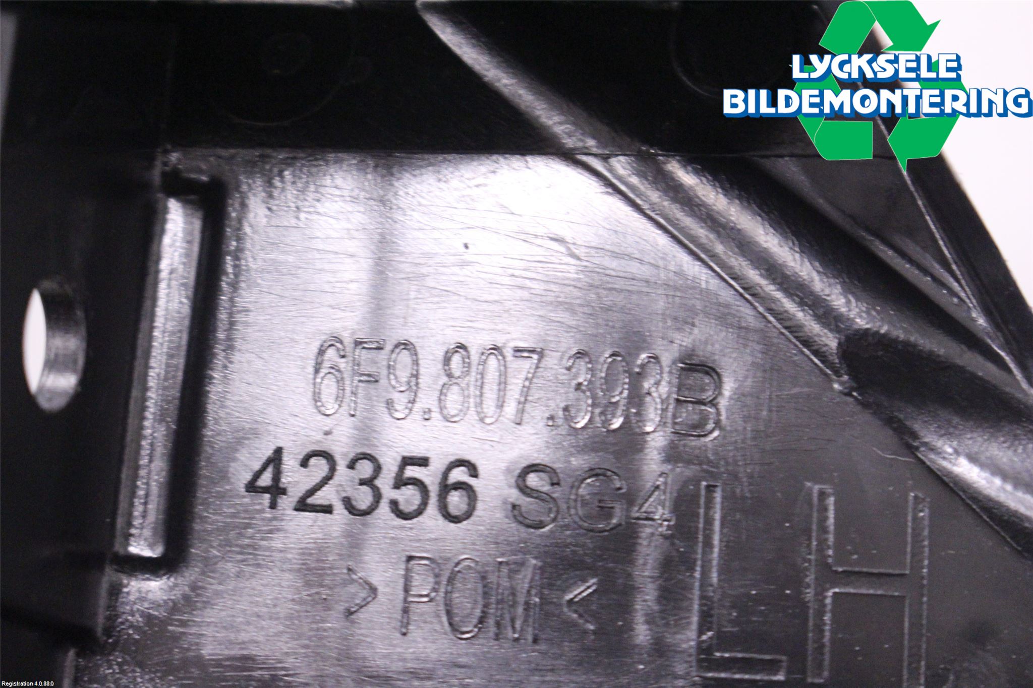 Seat ARONA Stötfångarfäste Bak Vä