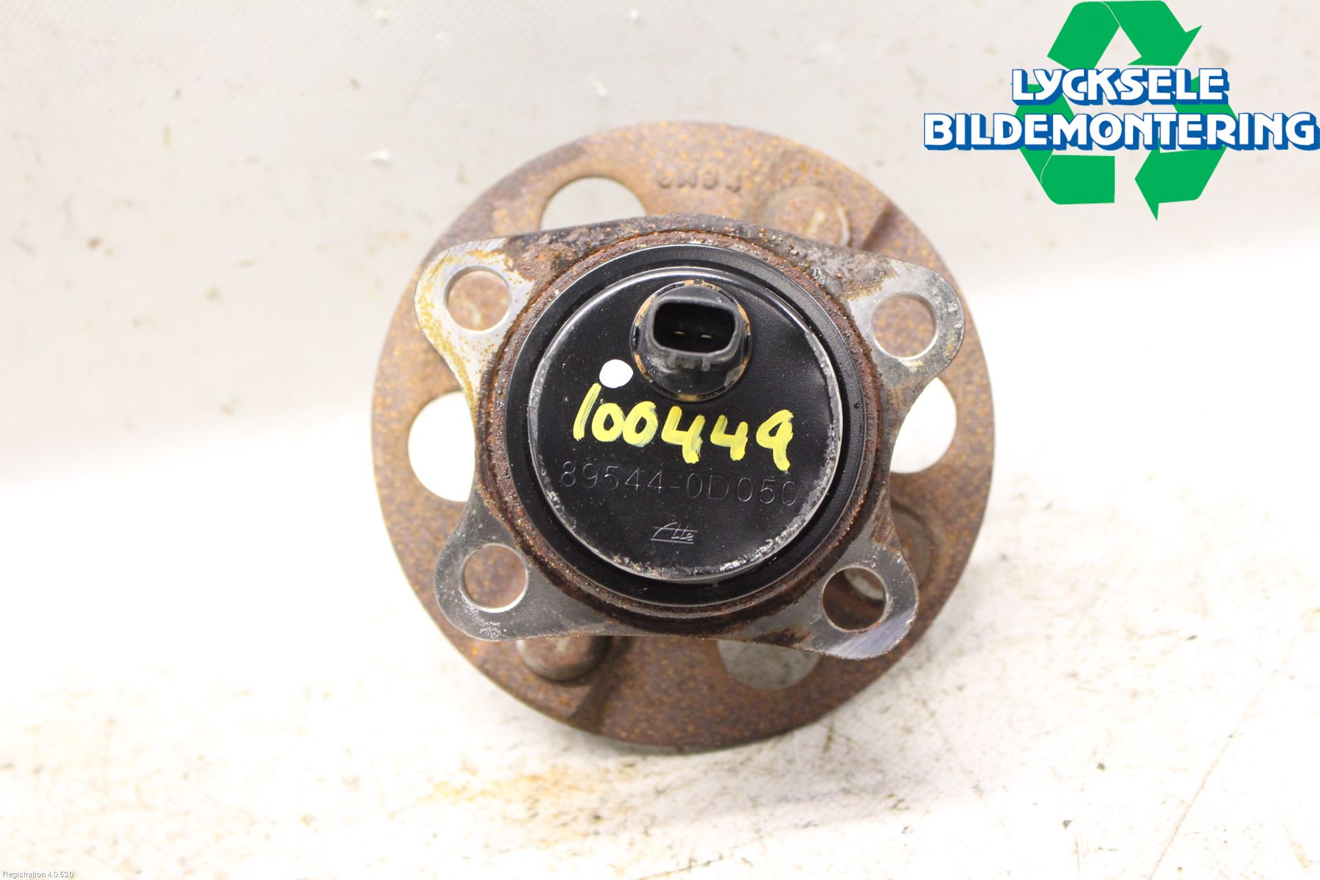 Toyota YARIS XP130 15-20 Nav Bak