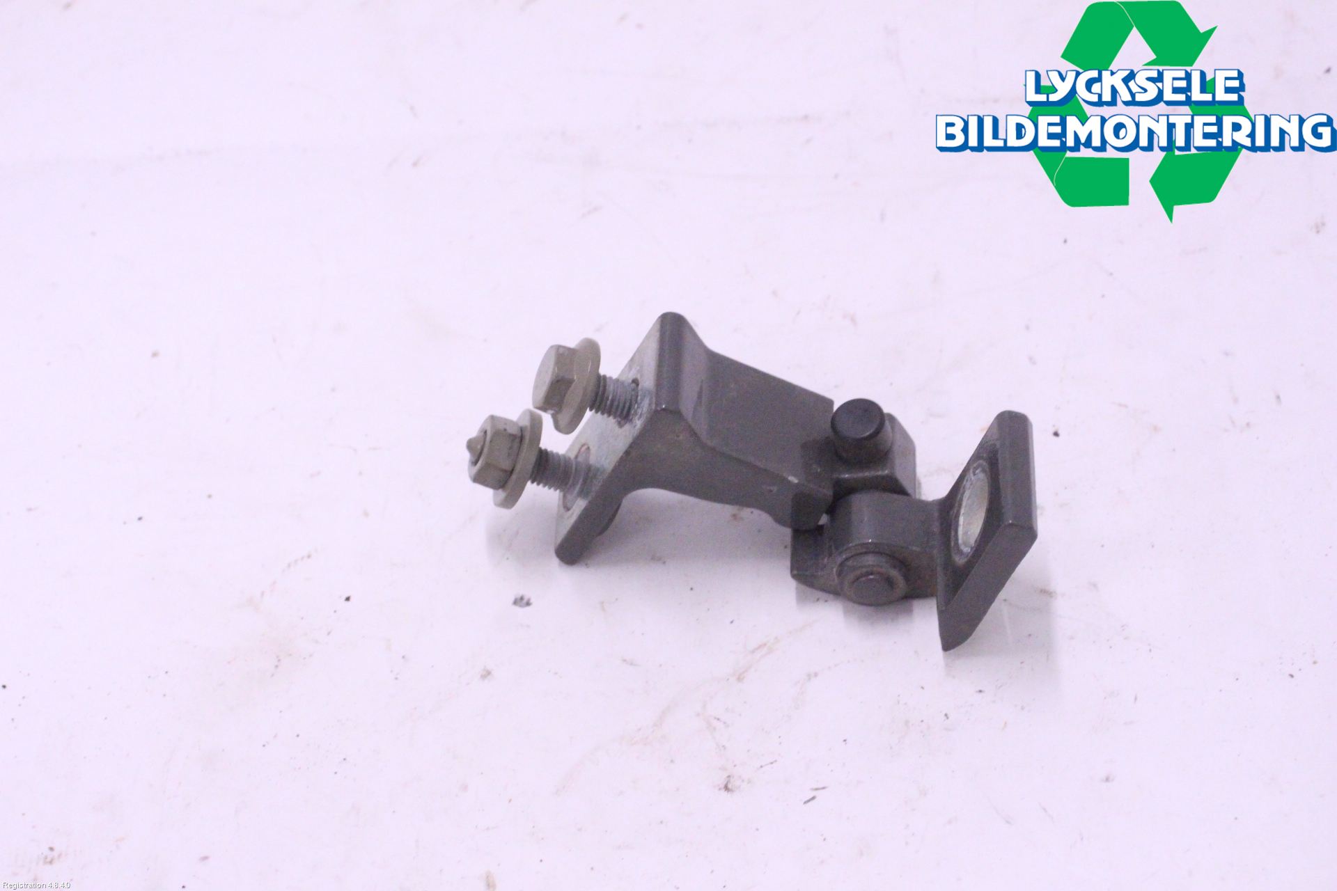 Audi A4/S4 B9 20- Dörrgångjärn