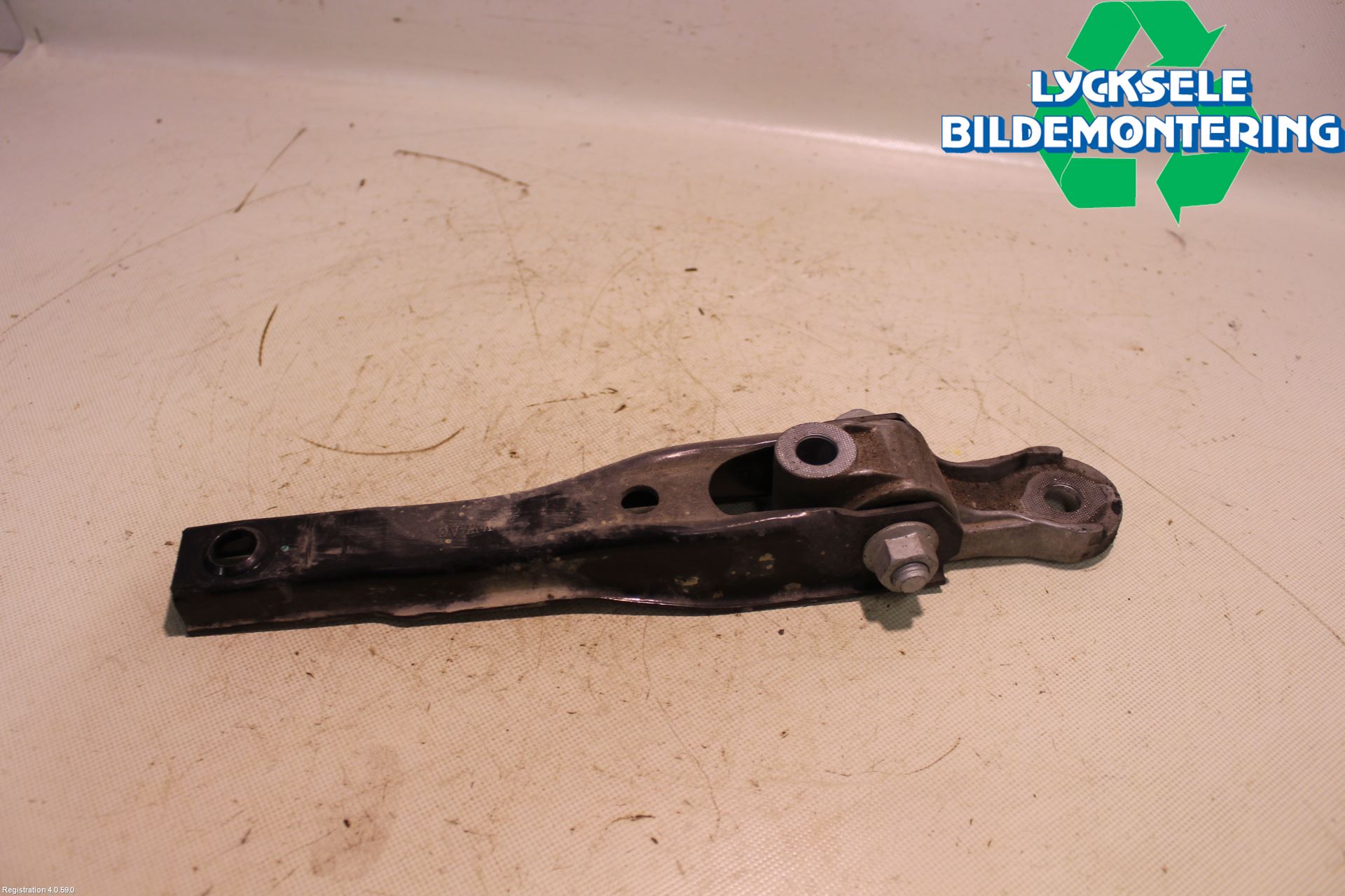 Volkswagen VW GOLF / E-GOLF VII 13-20 Motorfäste