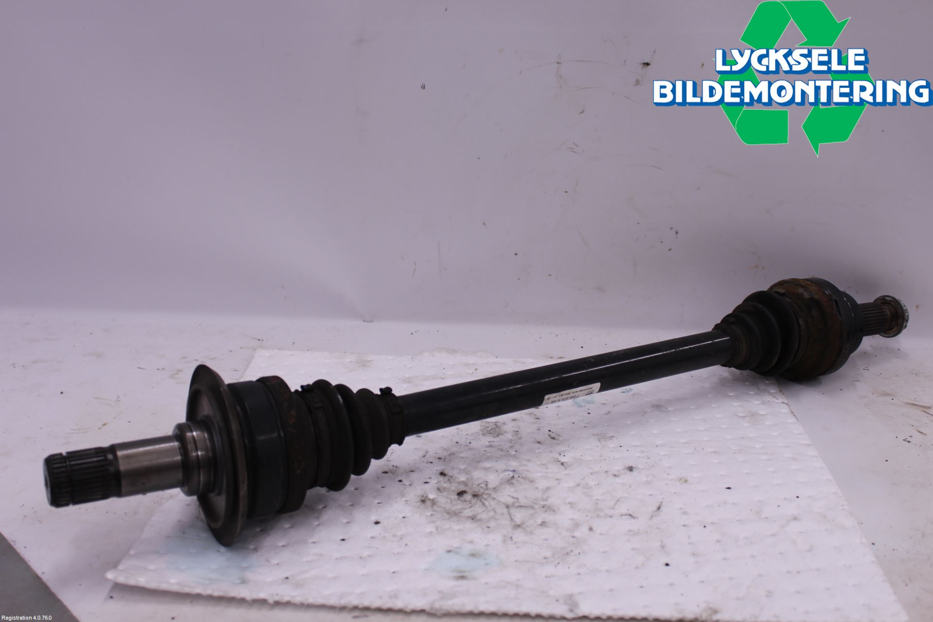 BMW 7 F01/02/03/04 09-15 Drivaxel Bak Vänster