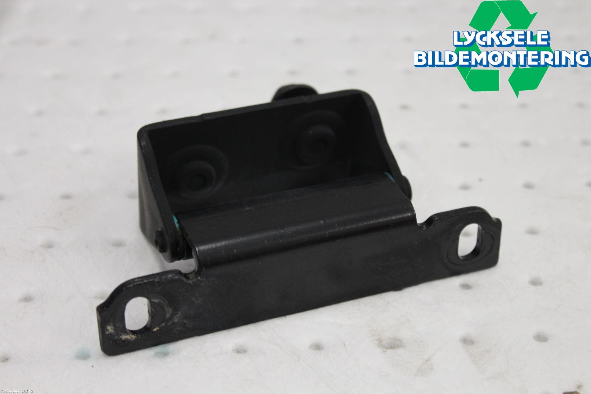 Volvo XC90 07-14 Bakluckegångjärn Vä