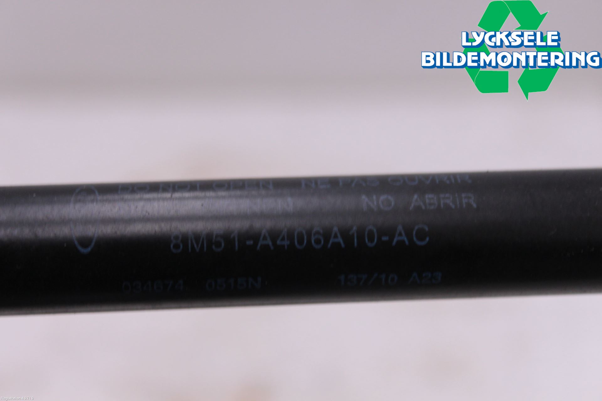 Ford FOCUS 08-11 Gasfjäder Baklucka