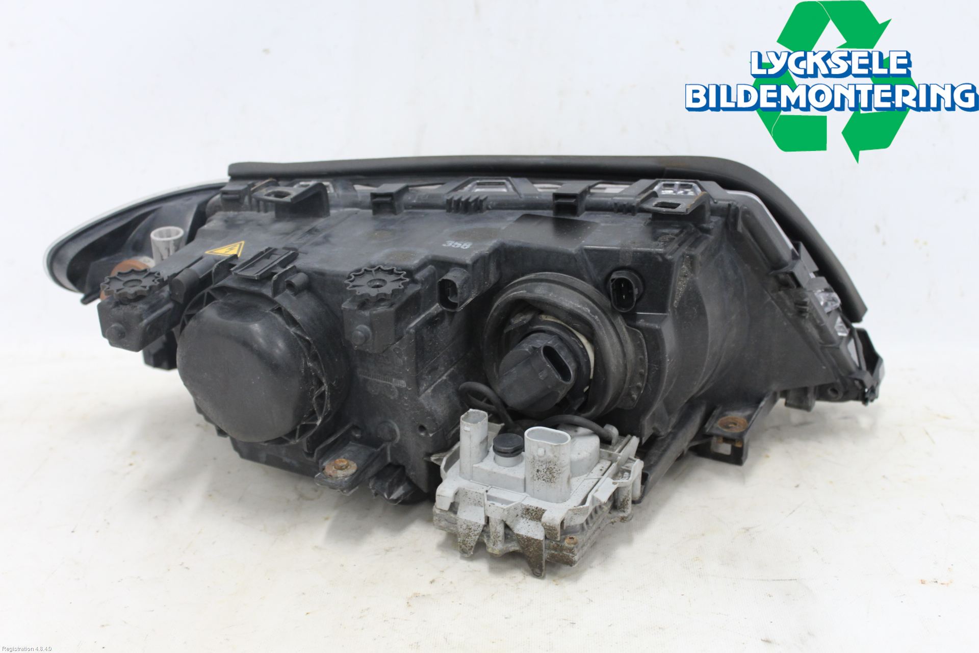 BMW 3 E46      98-05 Strålkastare Vänster