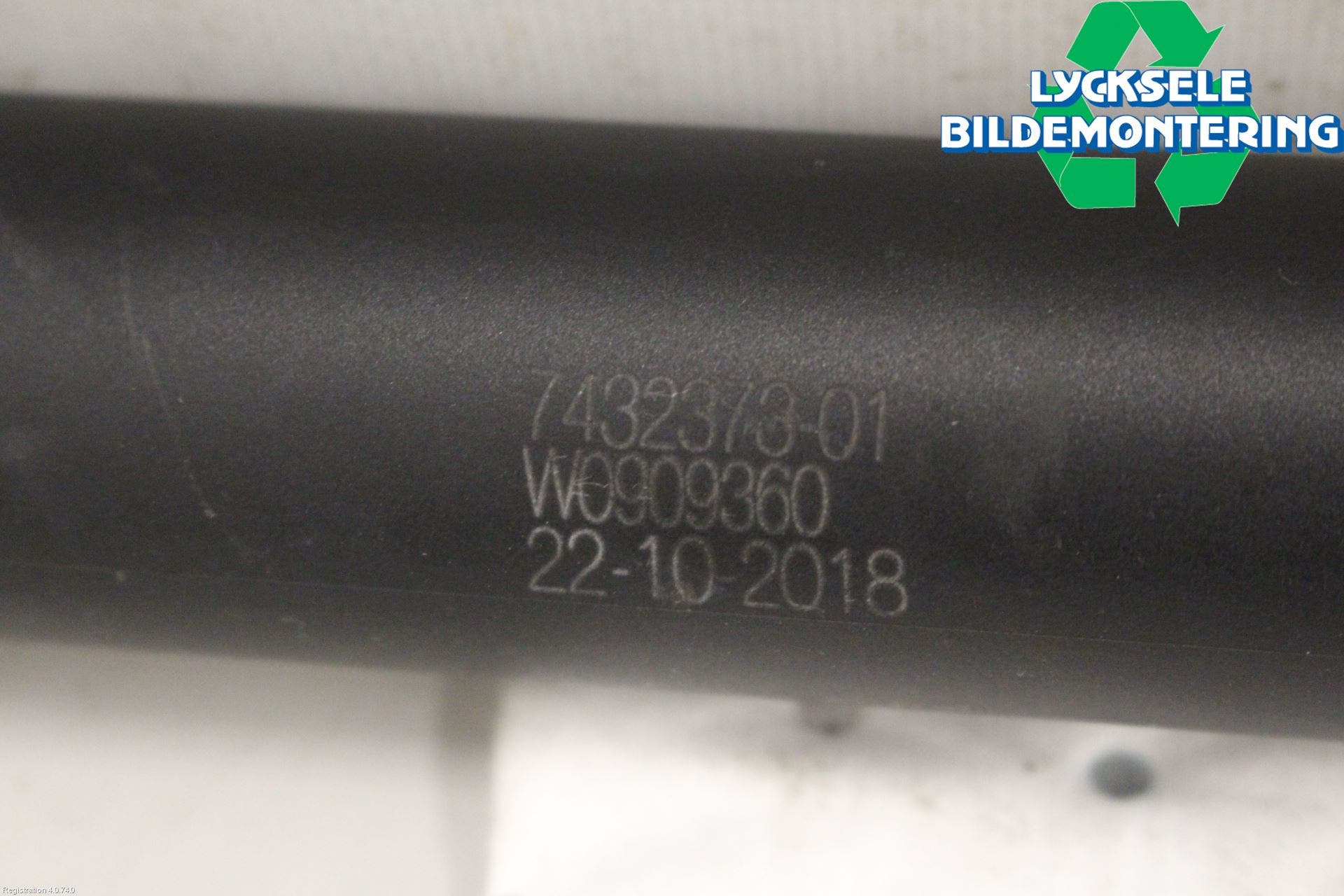 BMW 3 F30/F31/F80 12-19 Gasfjäder Baklucka