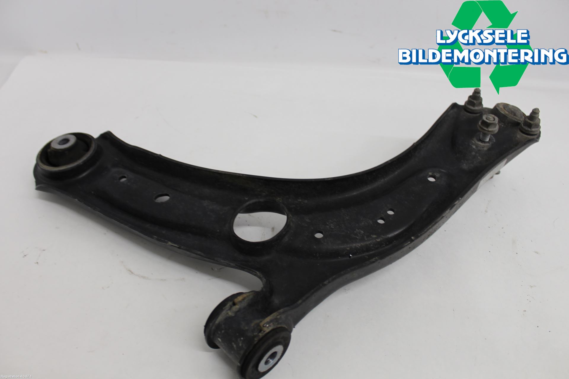 Seat ATECA 16->> Bärarm Fram Undre Hö