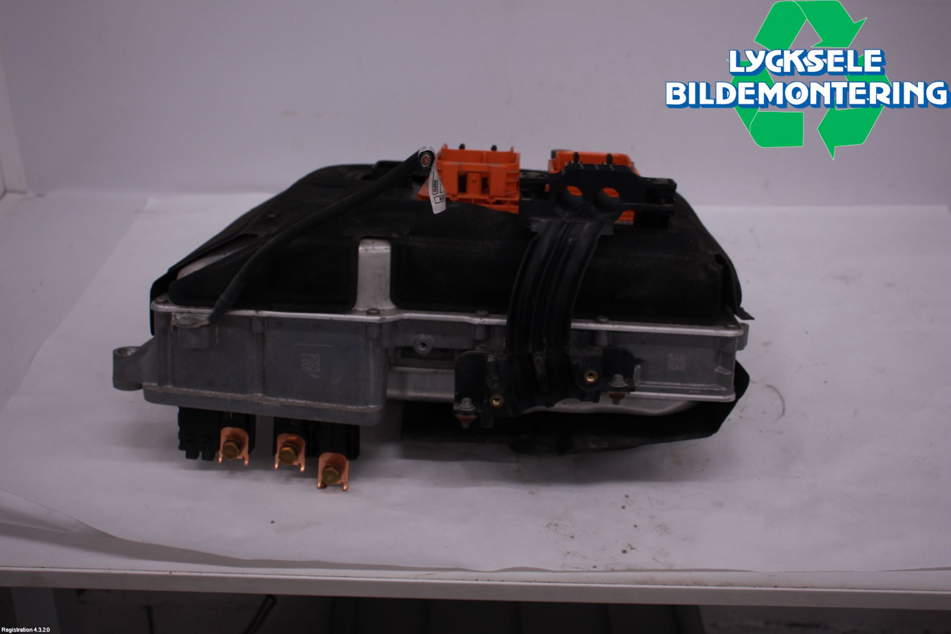 BMW i3 I01 13-22 Converter