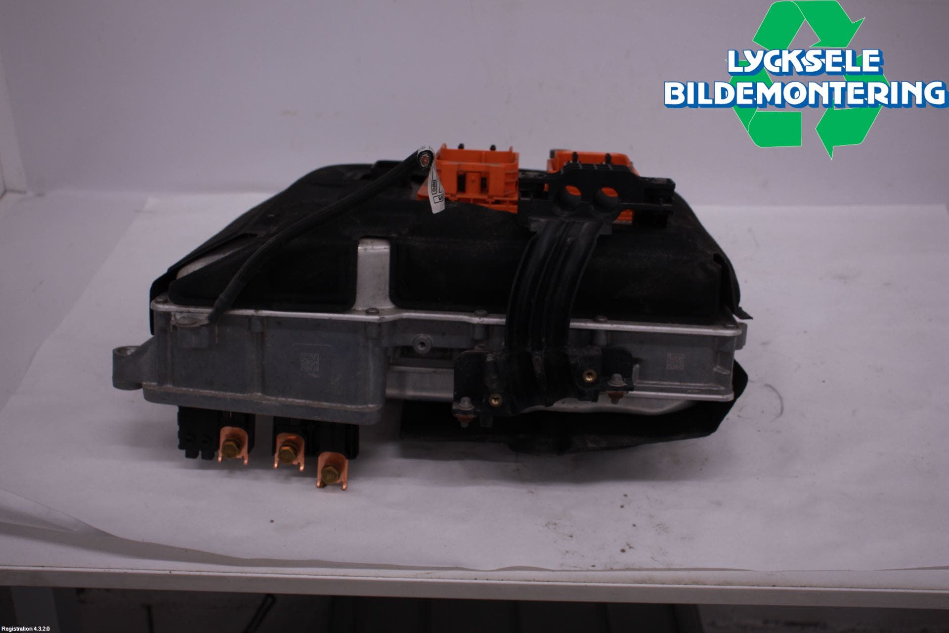 BMW i3 I01 13-22 Converter