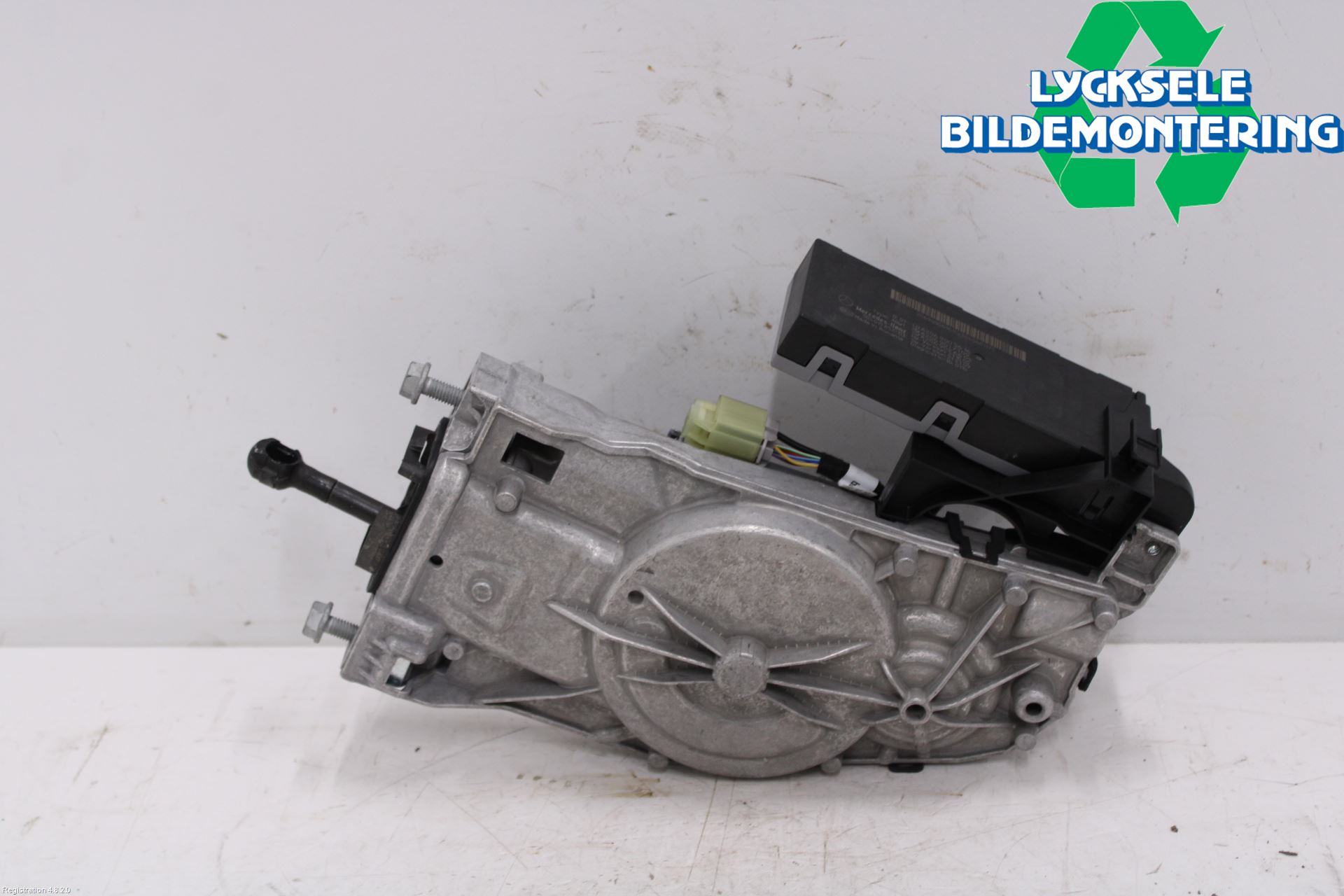 Mercedes-Benz MB C-KLASS (W206) 21- Bakluckeöppnare Automatisk