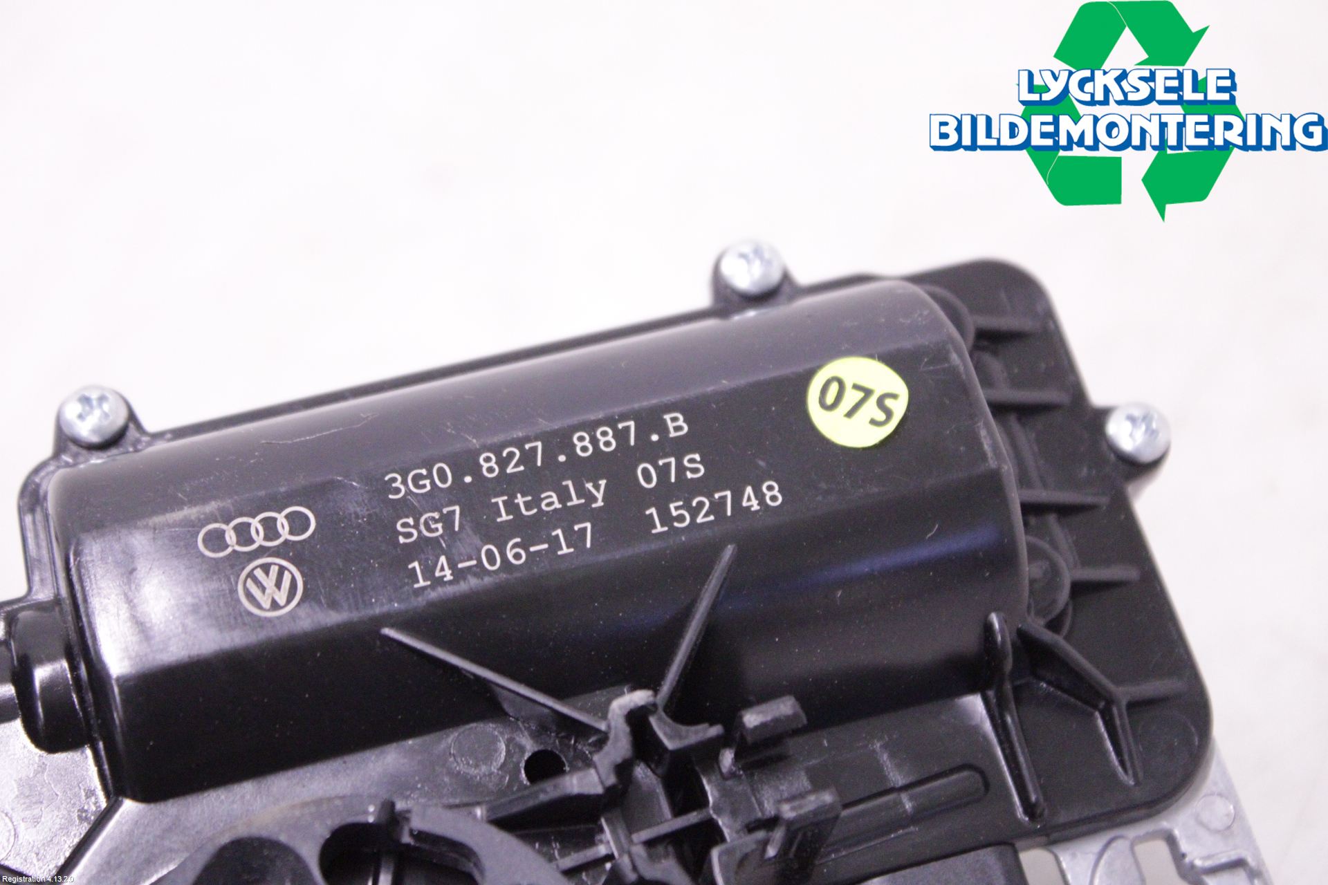 Volkswagen VW PASSAT 15-19 Bakluckeöppnare Automatisk