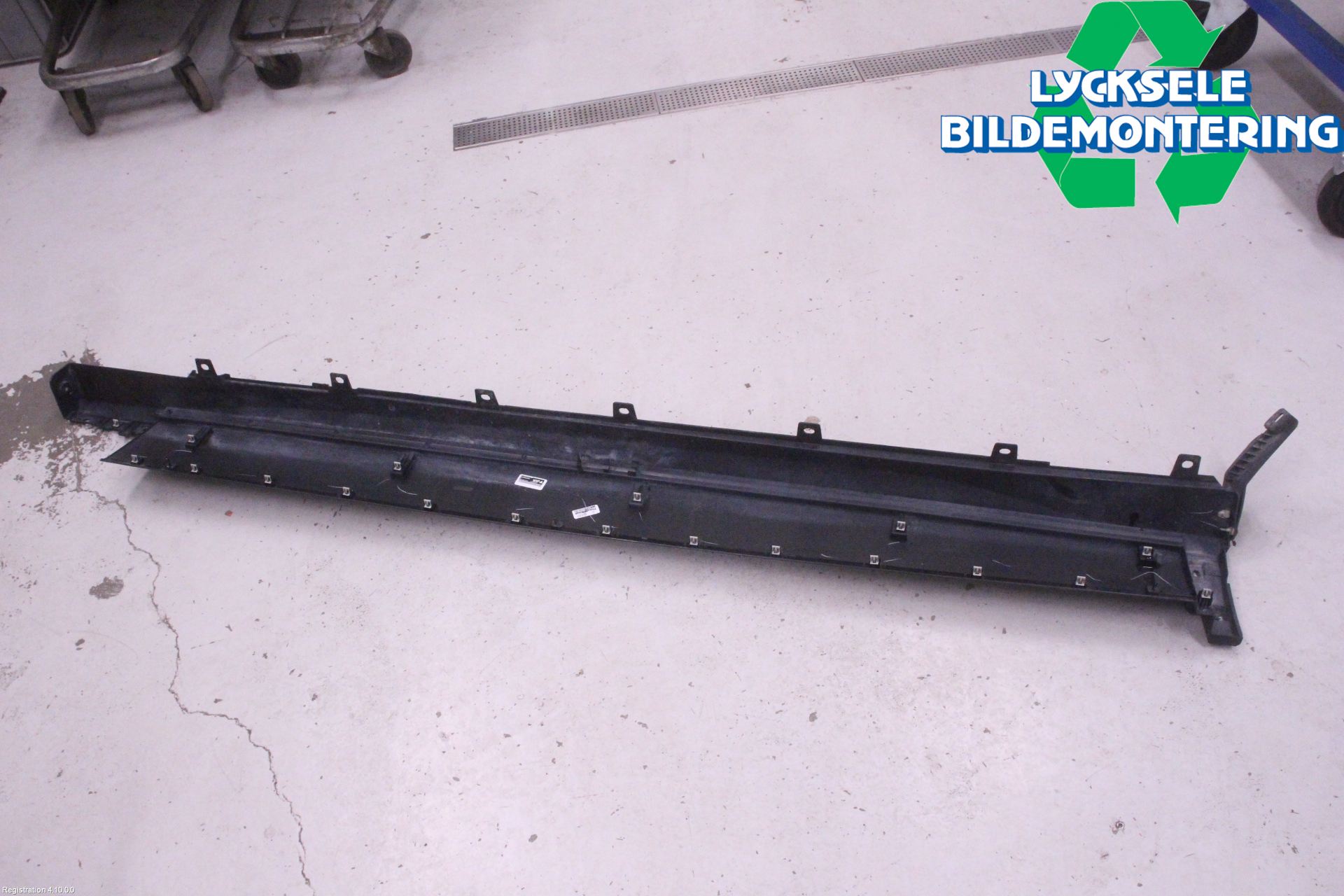 Ford MUSTANG Mach-E 21- Sidokjol Vä