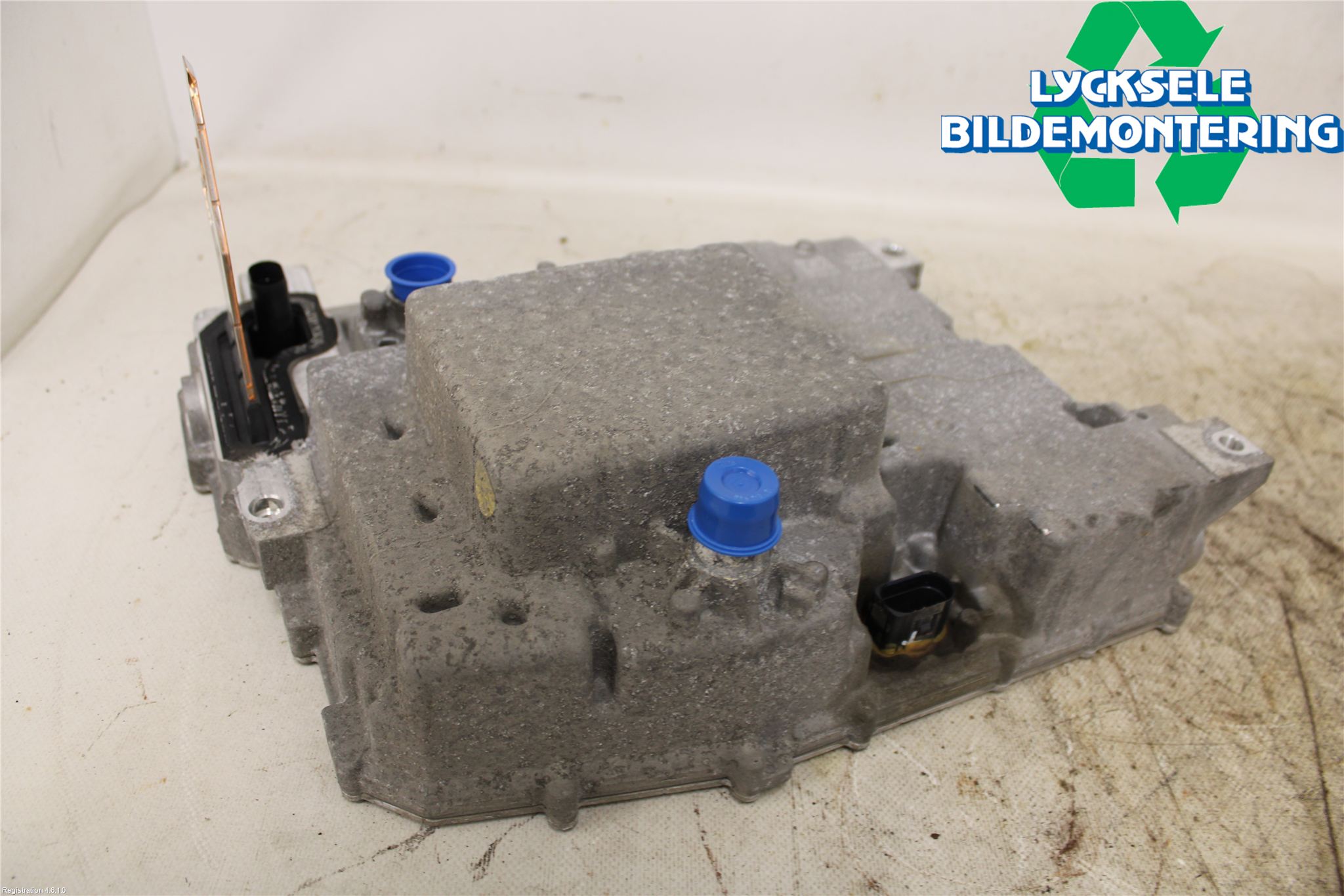 Volkswagen VW ID.3 21- Inverter 12 -> 220 V