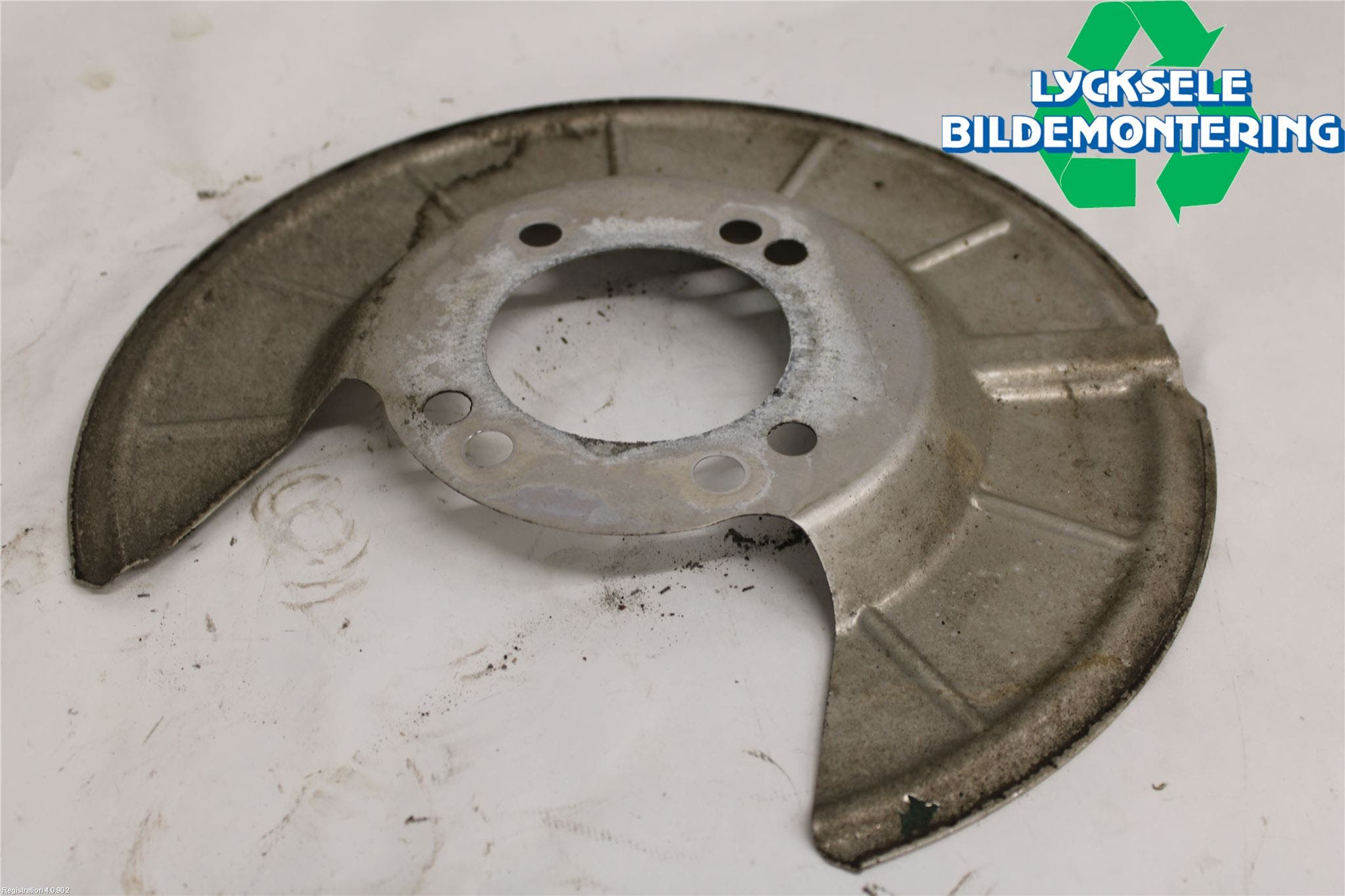 Ford KUGA/KUGA PHEZ/FHEV 20- Bromssköld Bak