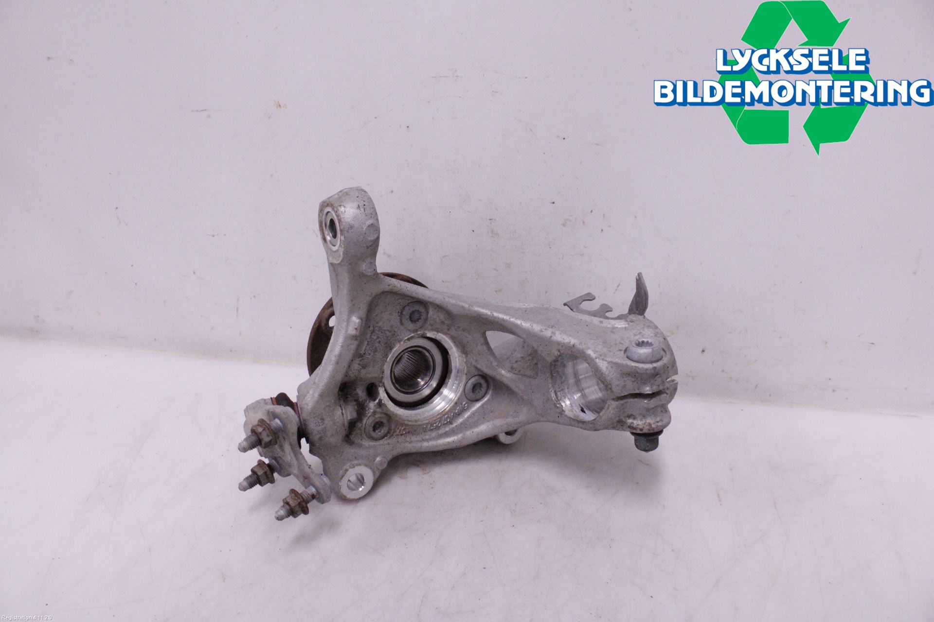 Volkswagen VW GOLF / E-GOLF VIII 20- Styrspindel Lagerhus Vä