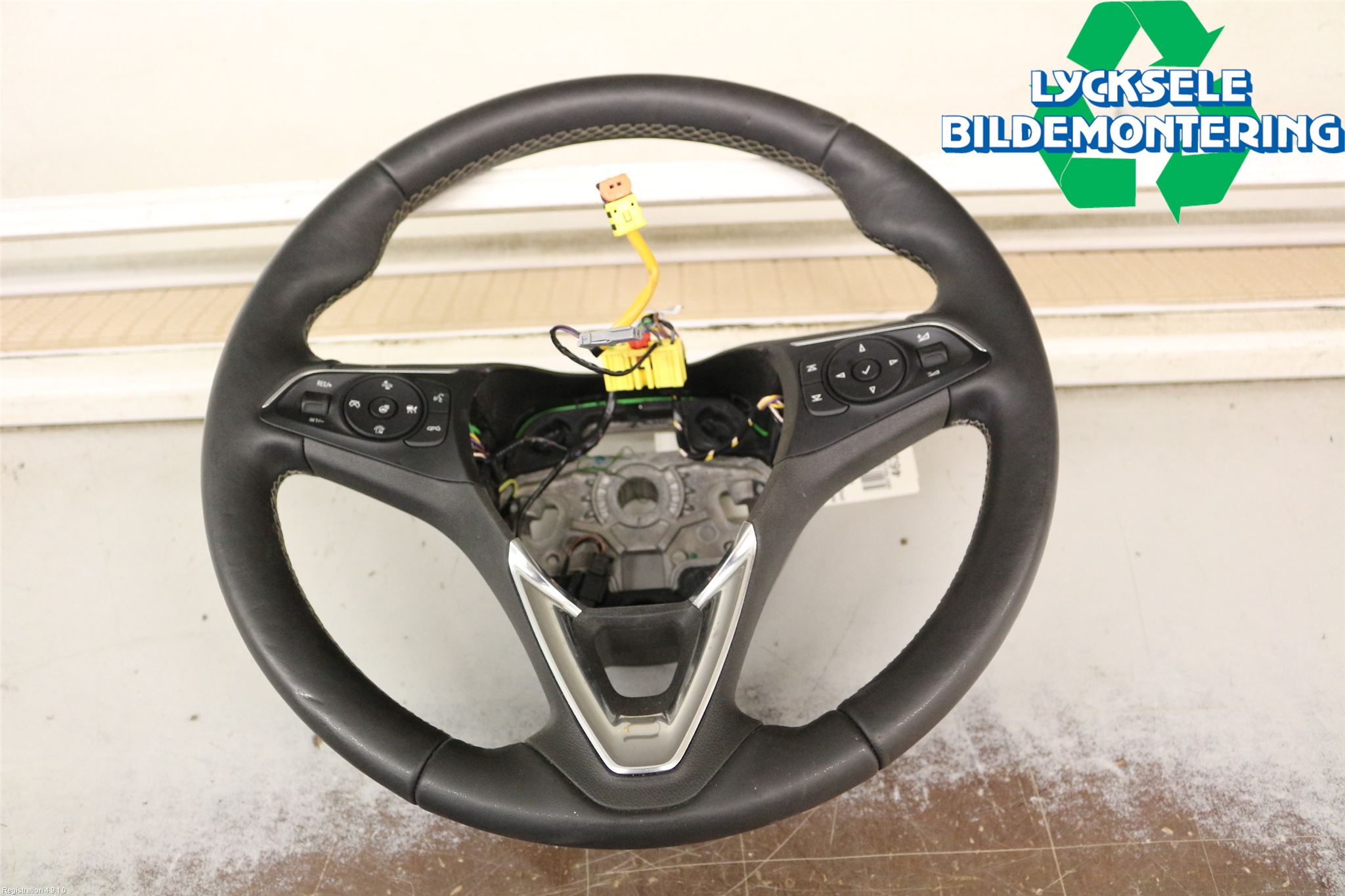 Opel INSIGNIA 17- Ratt