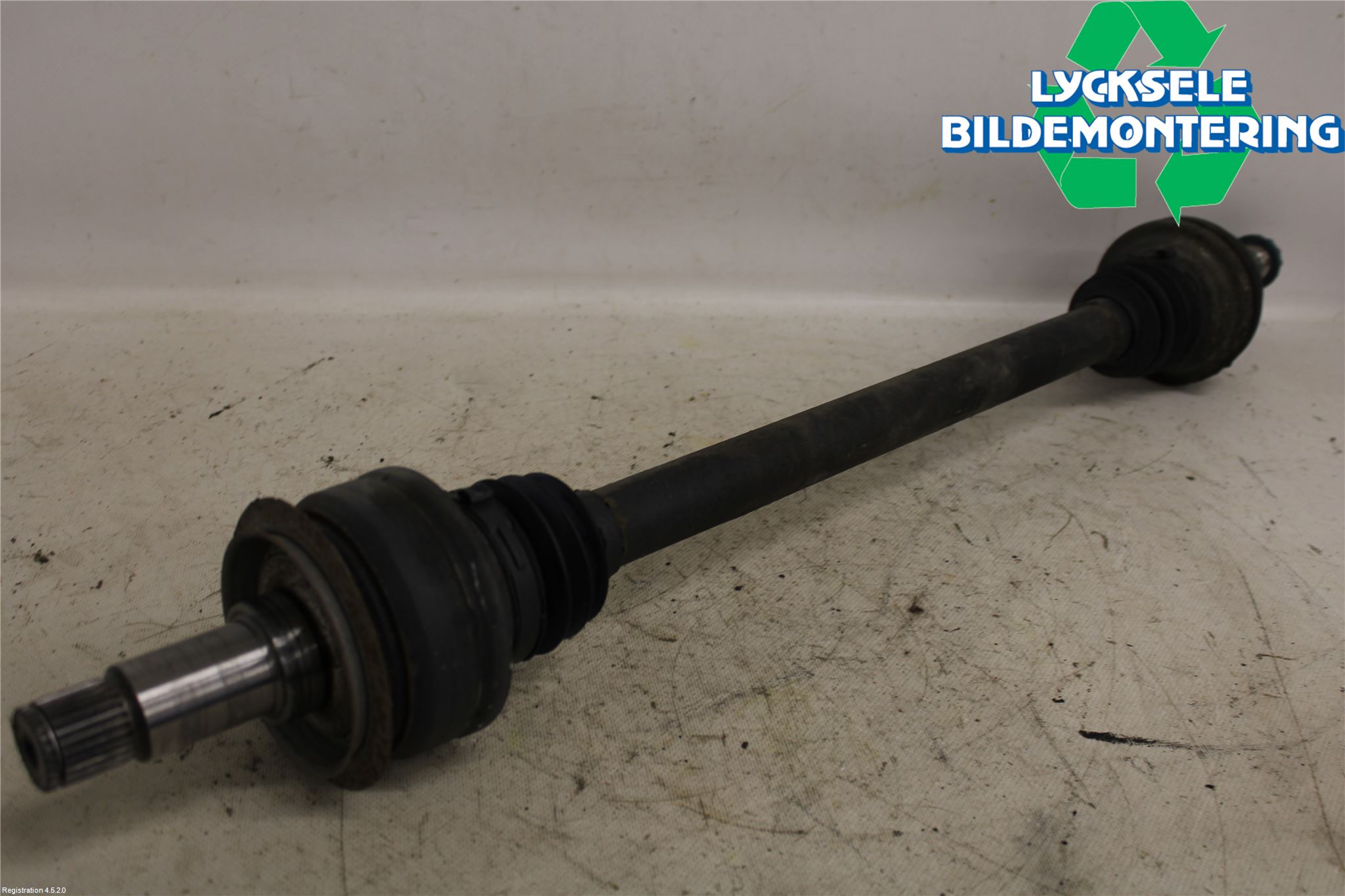 Mercedes-Benz MB S-KLASS (W222) 13-20 Drivaxel Bak Höger