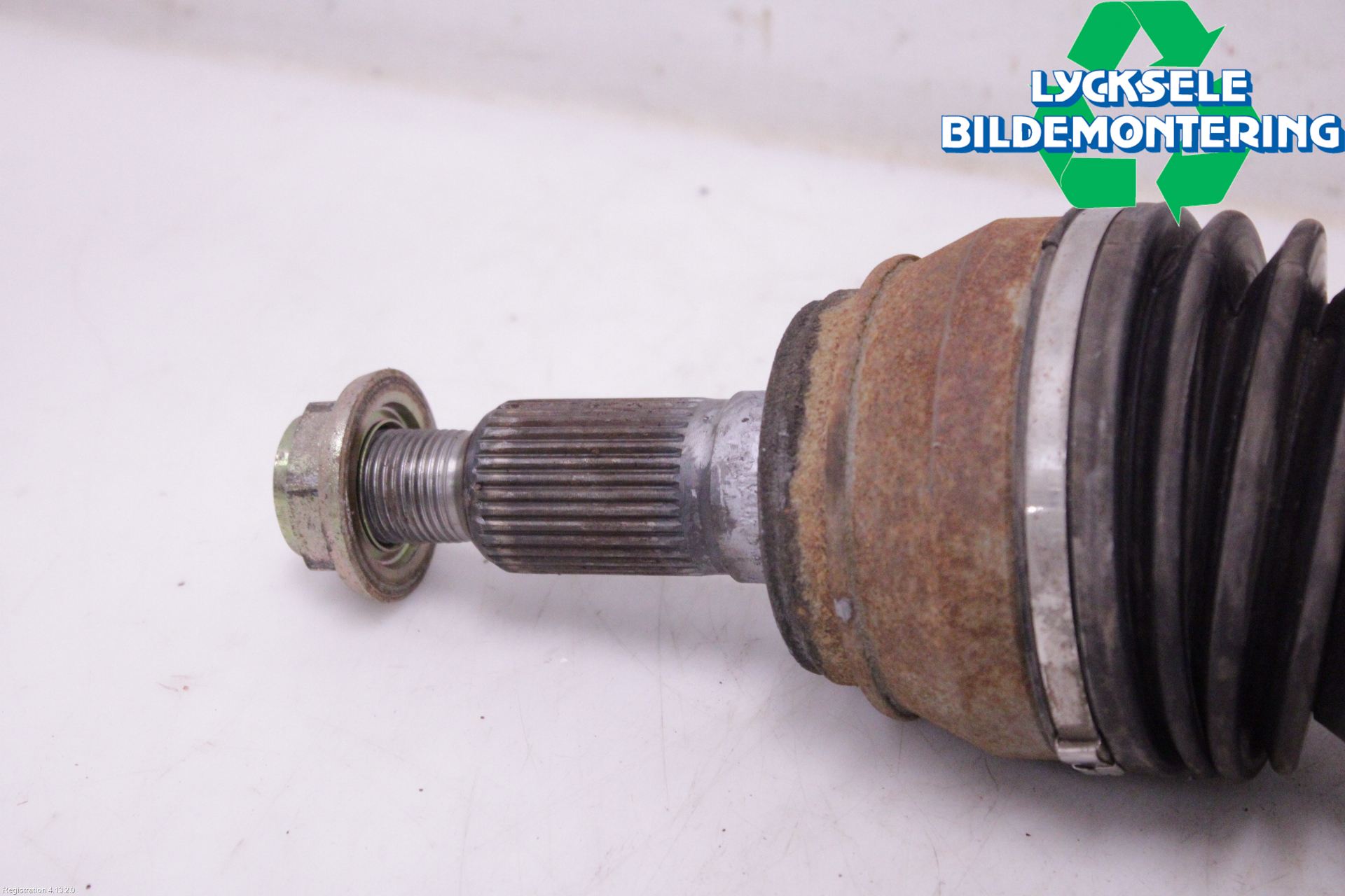 Chevrolet TAHOE Drivaxel Fram Vänster