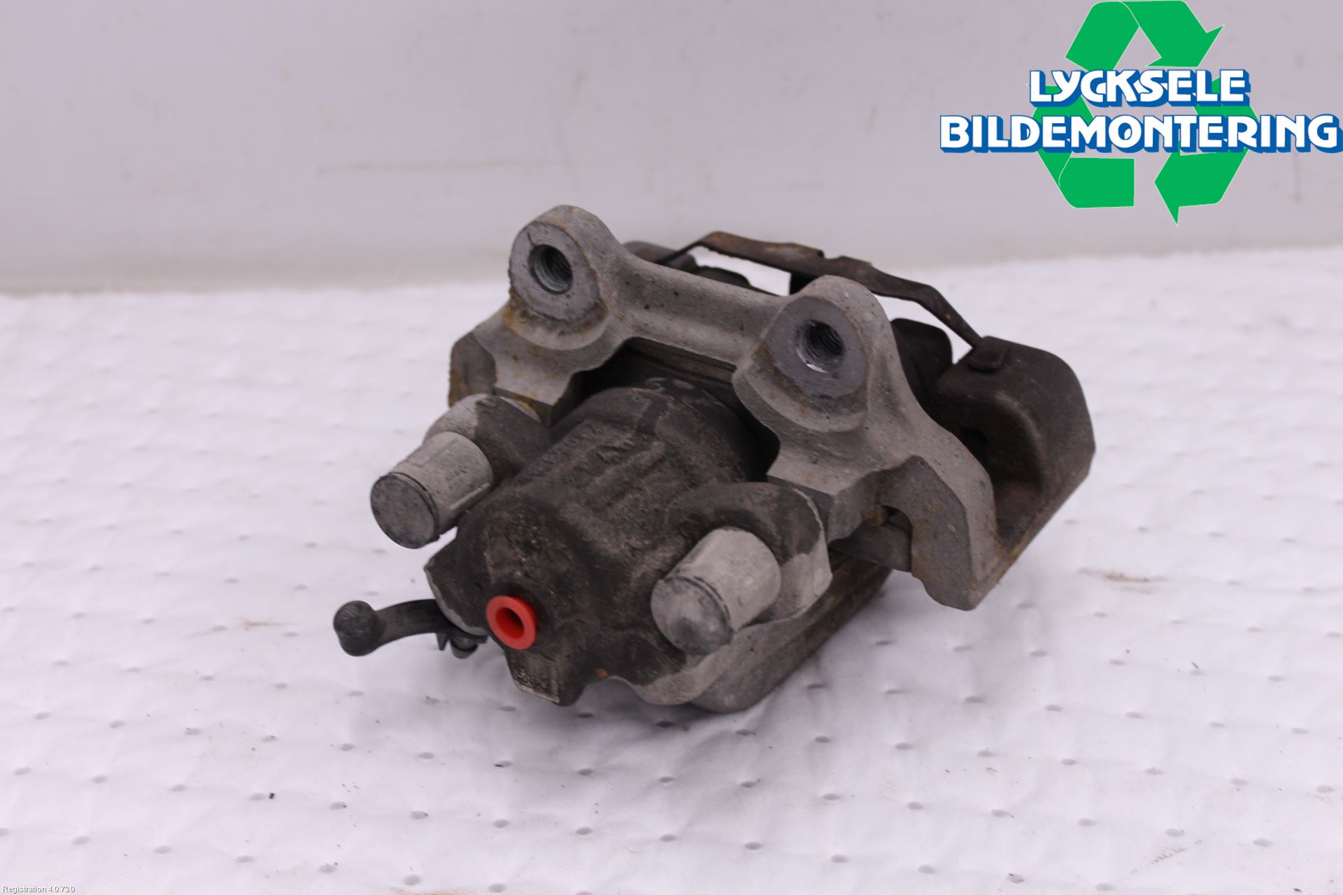 BMW 3 F30/F31/F80 12-19 Bromsok Bak Höger