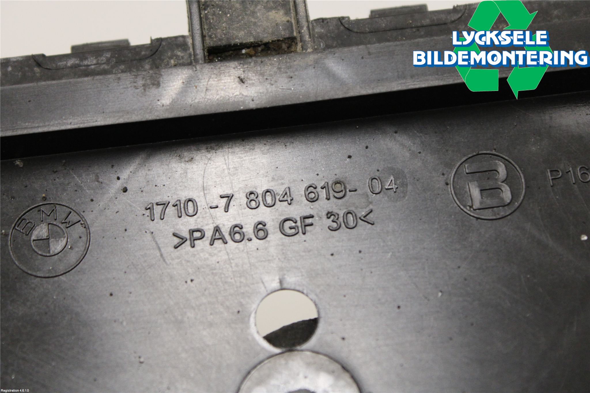 BMW 5 F10/F11/F18 09-17 Kylarfäste-Ram-Balk