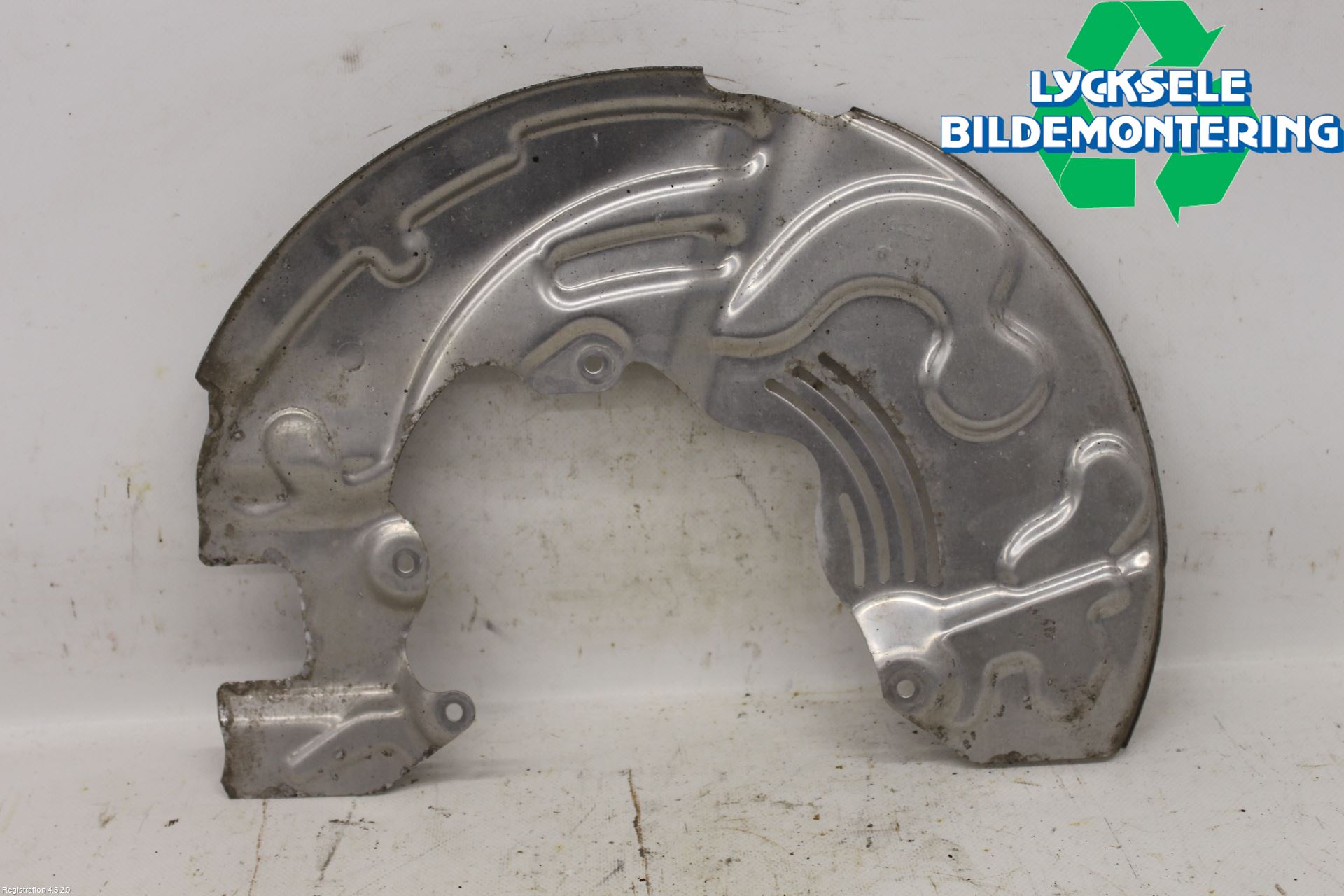 Ford MUSTANG Mach-E 21- Bromssköld Fram