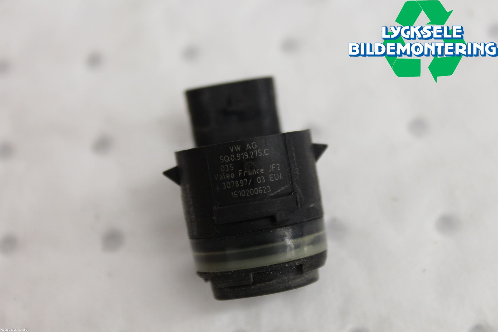 Audi A1 19- Parkeringshjälp Frontsensor