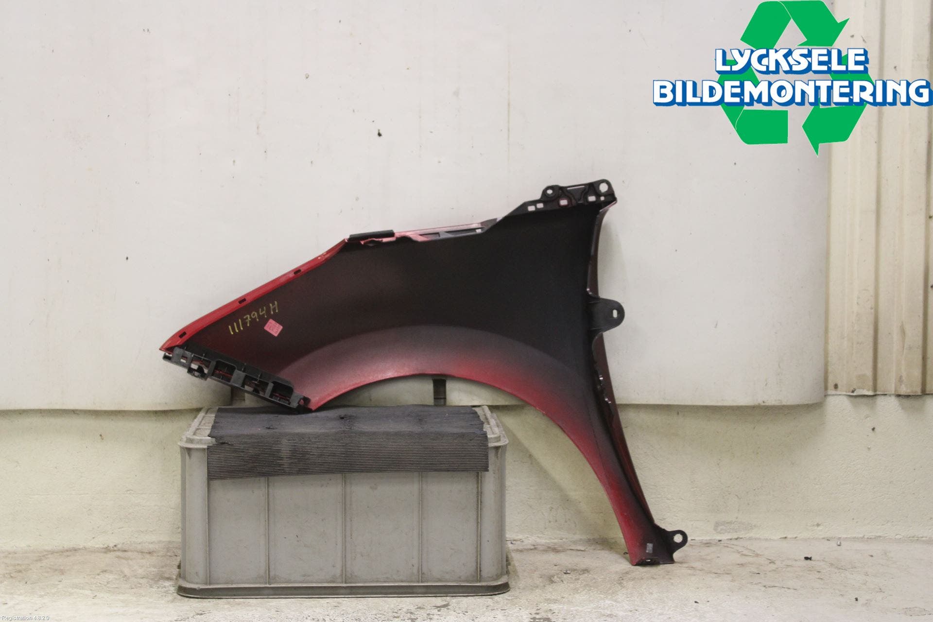 Peugeot 5008 10-16 Skärm Fram Höger