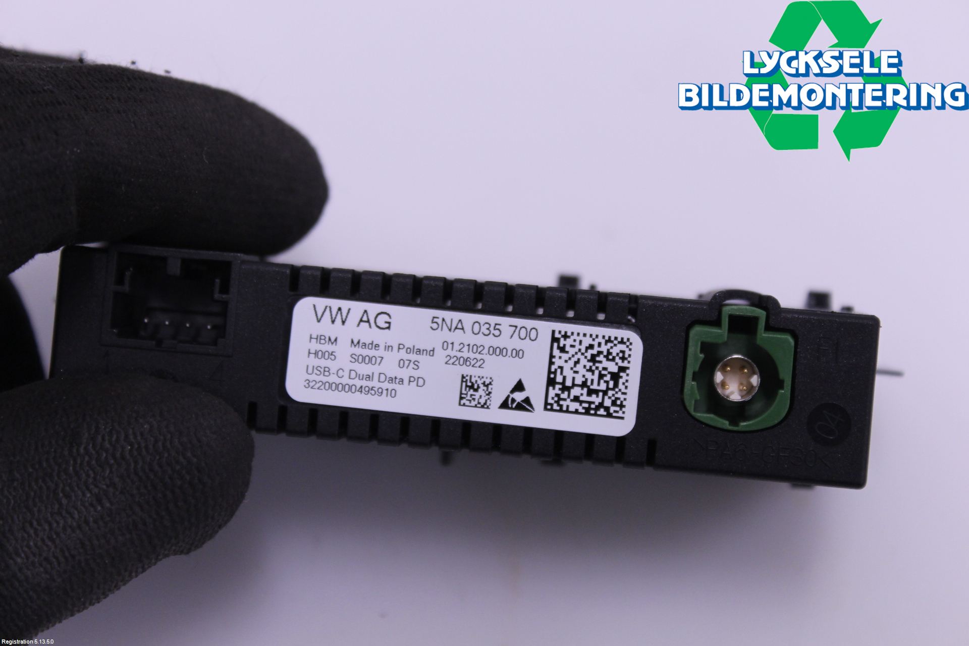 Volkswagen VW GOLF / E-GOLF VIII 20- Usb Connection