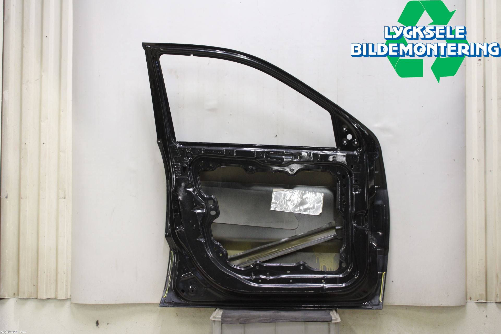 Jeep GRAND CHEROKEE 10-20 Dörr Fram Vänster