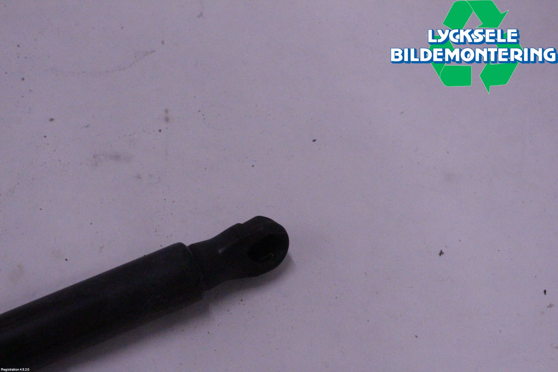 Audi A6 F2/C8 19- Gasfjäder Baklucka