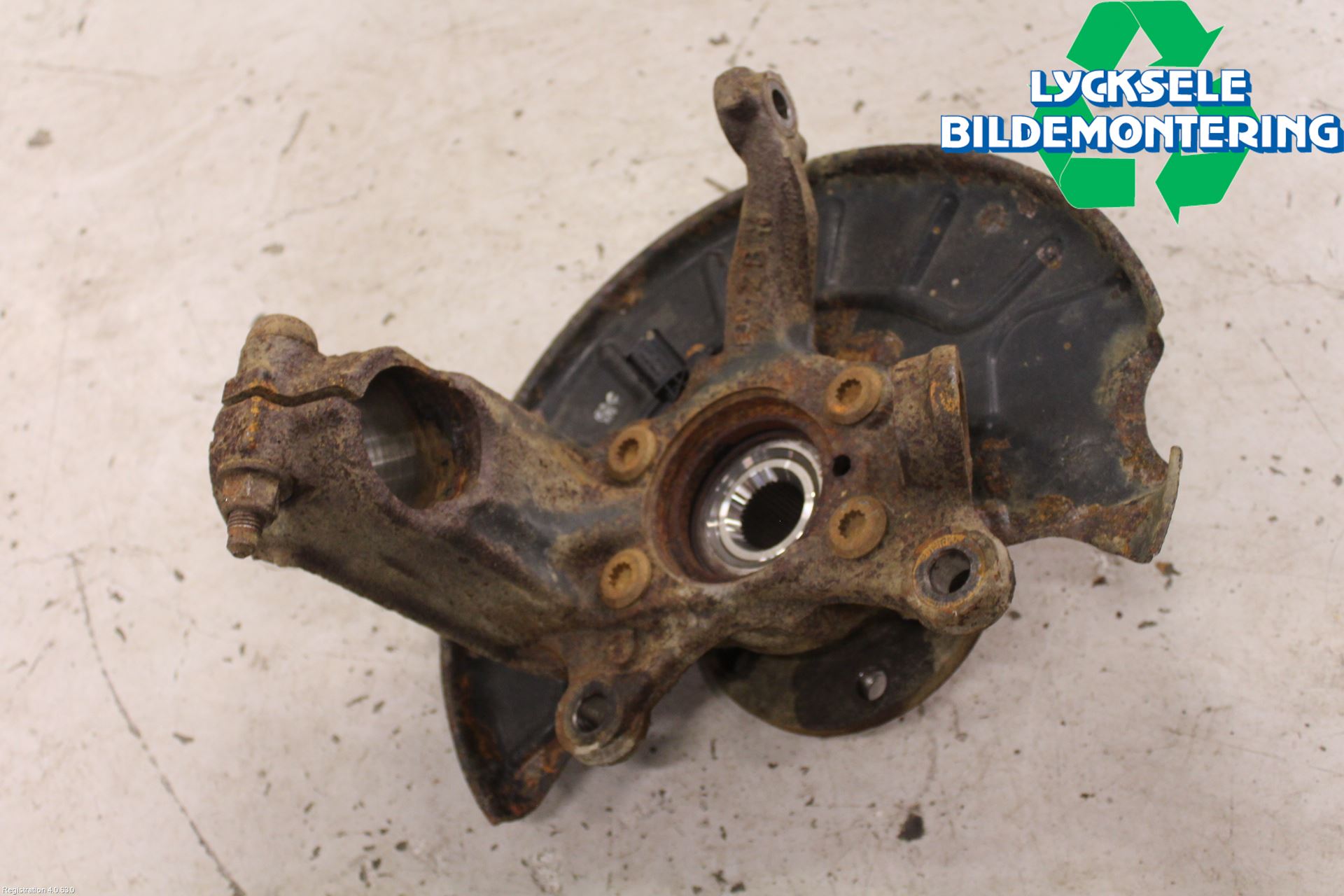 Volkswagen VW CADDY 11-15 Styrspindel Lagerhus Hö