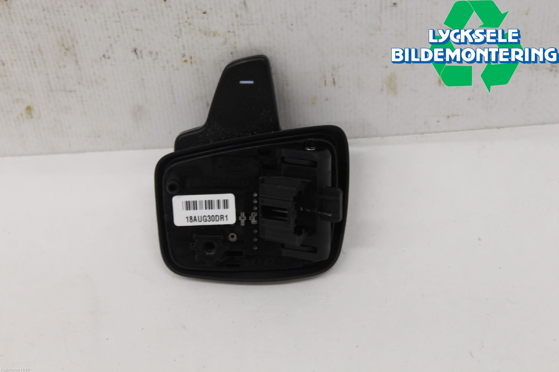 Ford KUGA 17-19 Strömställare Övrigt