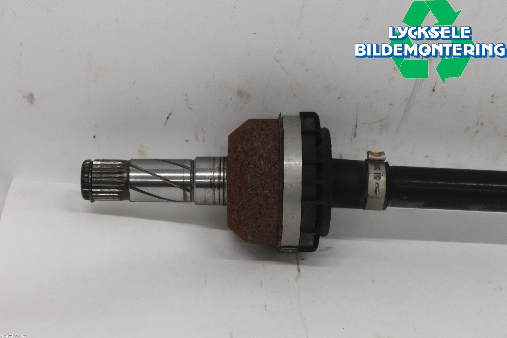 Volvo XC60 18- Drivaxel Bak Höger